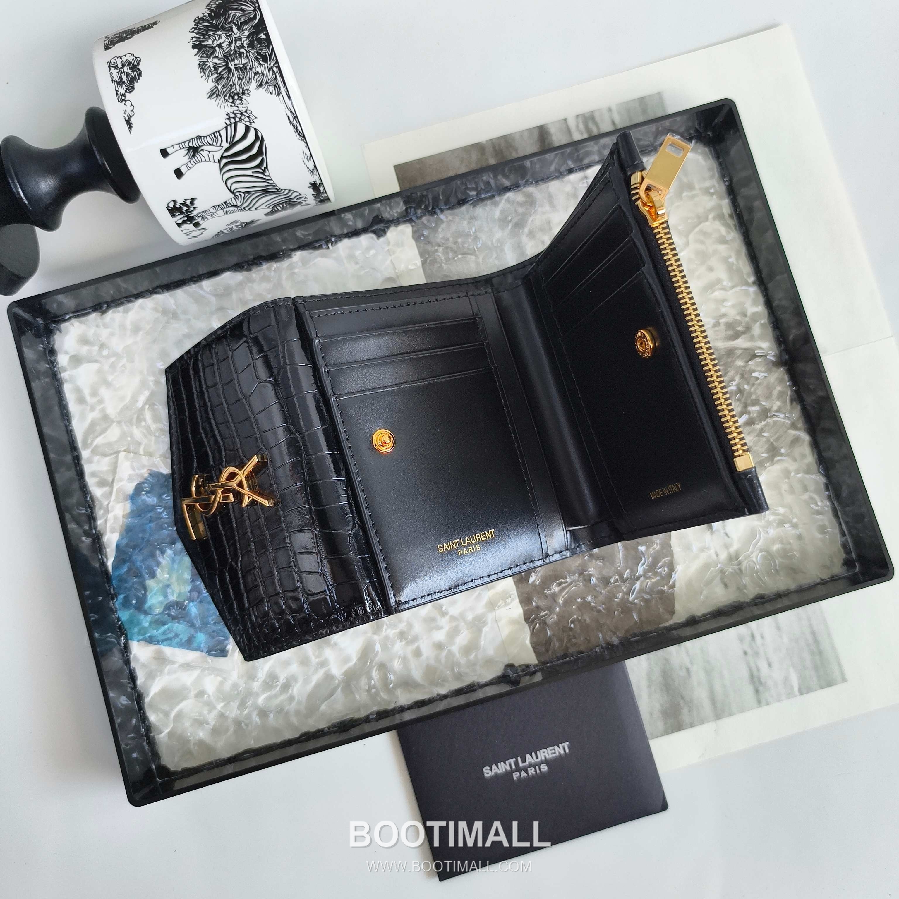 Saint Laurent Cassandre Matelassé Leather Trifold Wallet 582296 생로랑 카산드르 마틀라세 소가죽 트리폴드 지갑 12cm 5