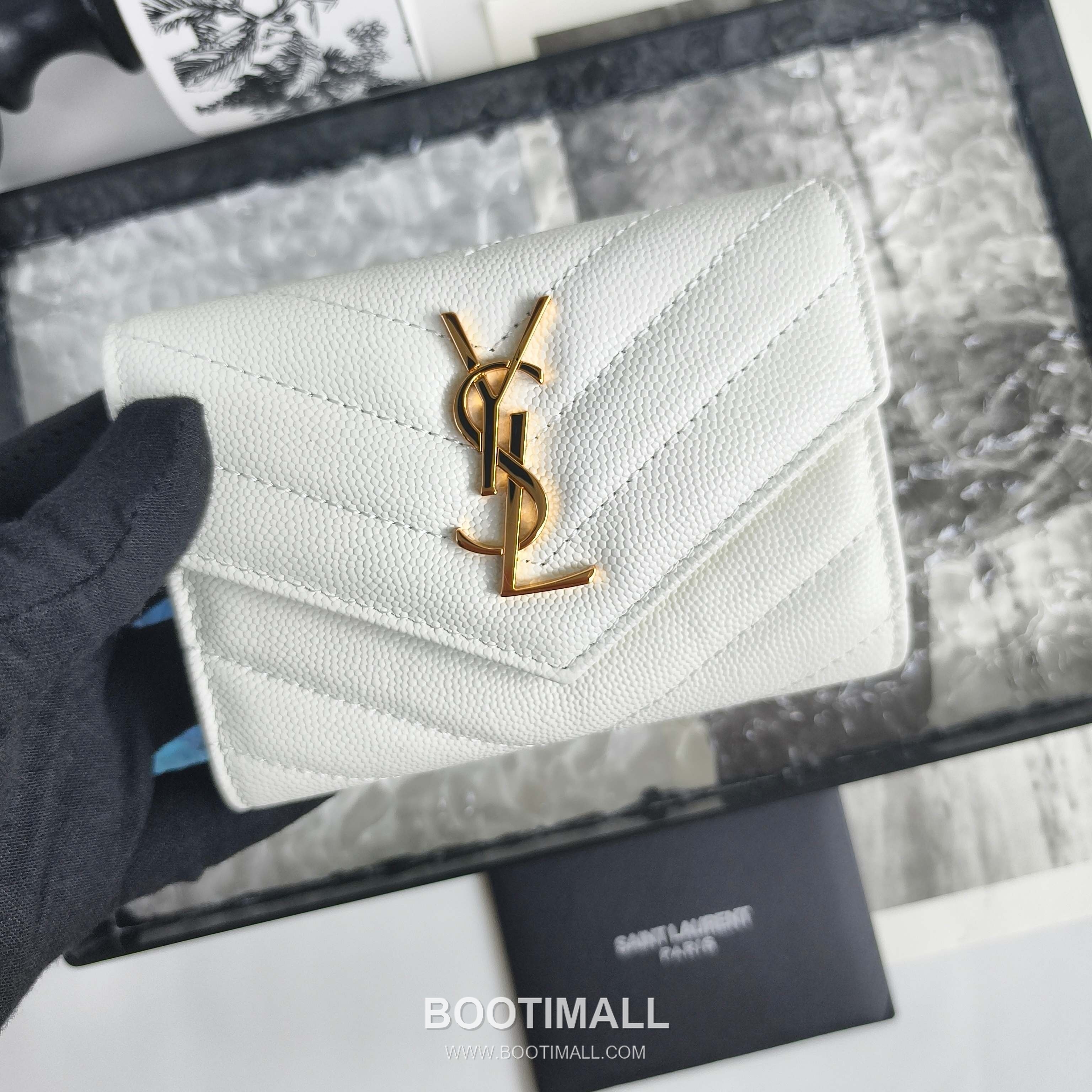Saint Laurent Cassandre Grain de Poudre Leather Bifold Wallet 414404 생로랑 카산드르 그레인 드 푸드르 송아지가죽 반지갑 13cm 4