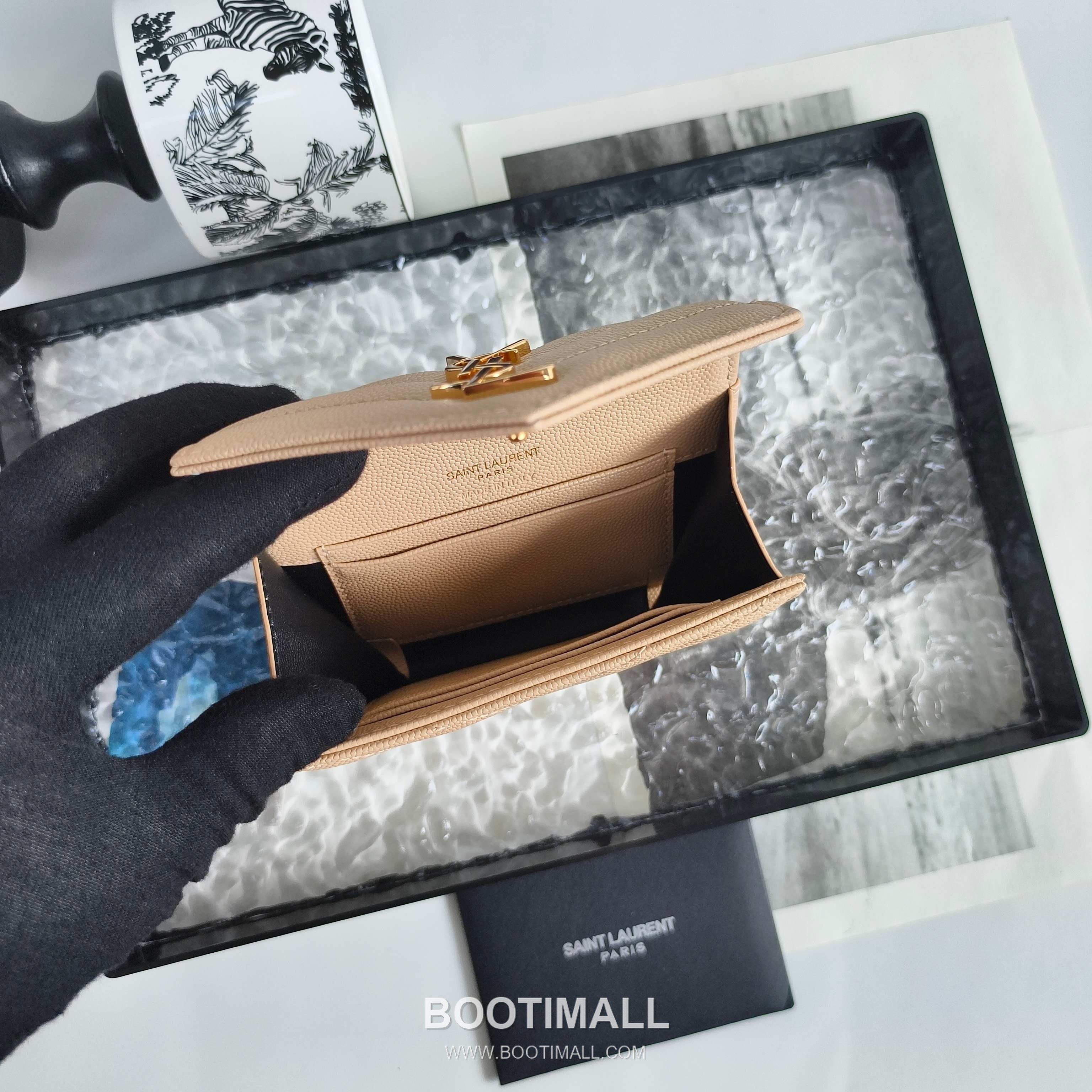 Saint Laurent Cassandre Grain de Poudre Leather Bifold Wallet 414404 생로랑 카산드르 그레인 드 푸드르 송아지가죽 반지갑 13cm 7