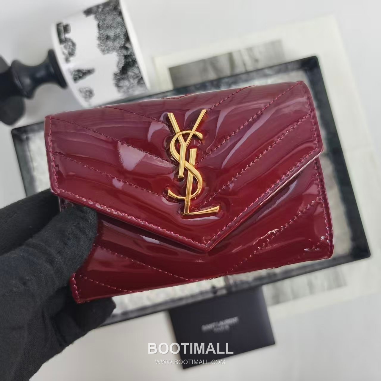Saint Laurent Cassandre Grain de Poudre Leather Bifold Wallet 414404 생로랑 카산드르 그레인 드 푸드르 송아지가죽 반지갑 13cm 4