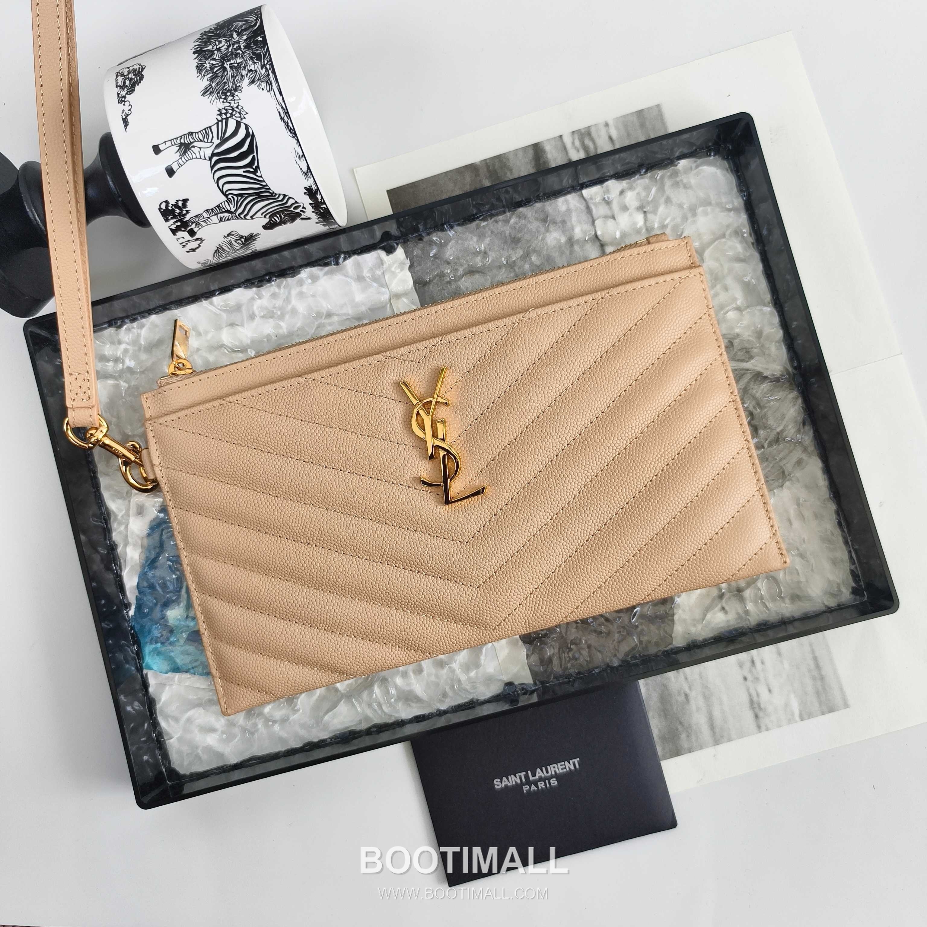 Saint Laurent Cassandre Grain de Poudre Leather Zip Pouch 423297 생로랑 카산드르 그레인 드 푸드르 송아지가죽 지퍼 클러치 23cm 1