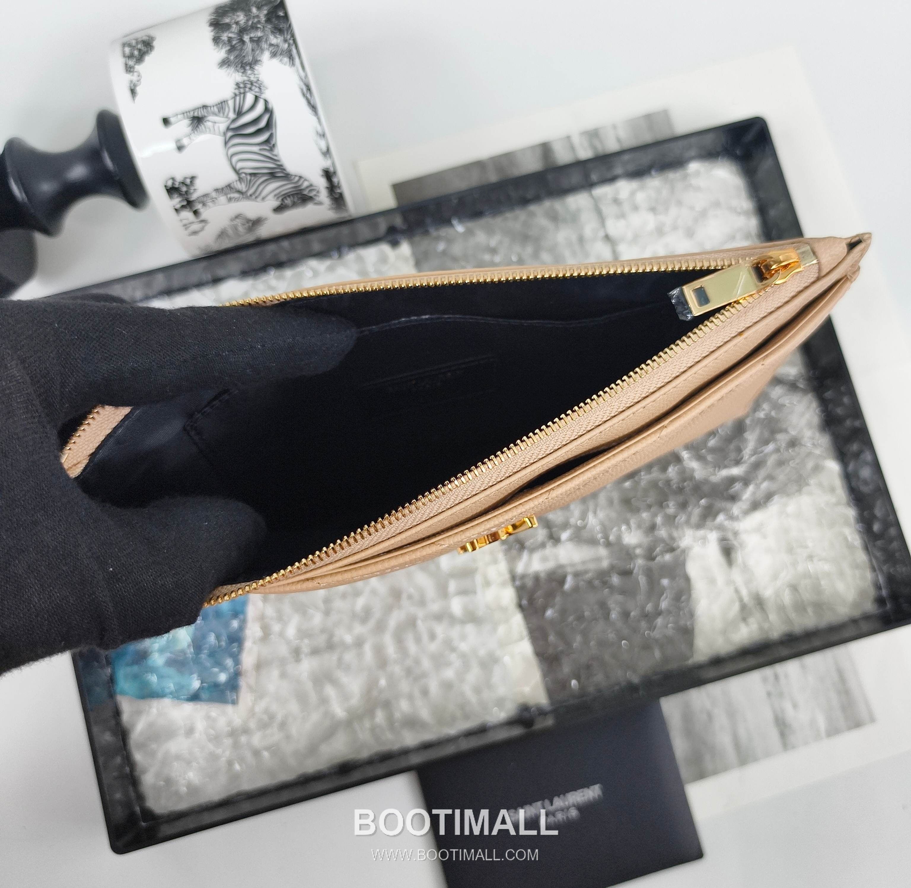 Saint Laurent Cassandre Grain de Poudre Leather Zip Pouch 423297 생로랑 카산드르 그레인 드 푸드르 송아지가죽 지퍼 클러치 23cm 7