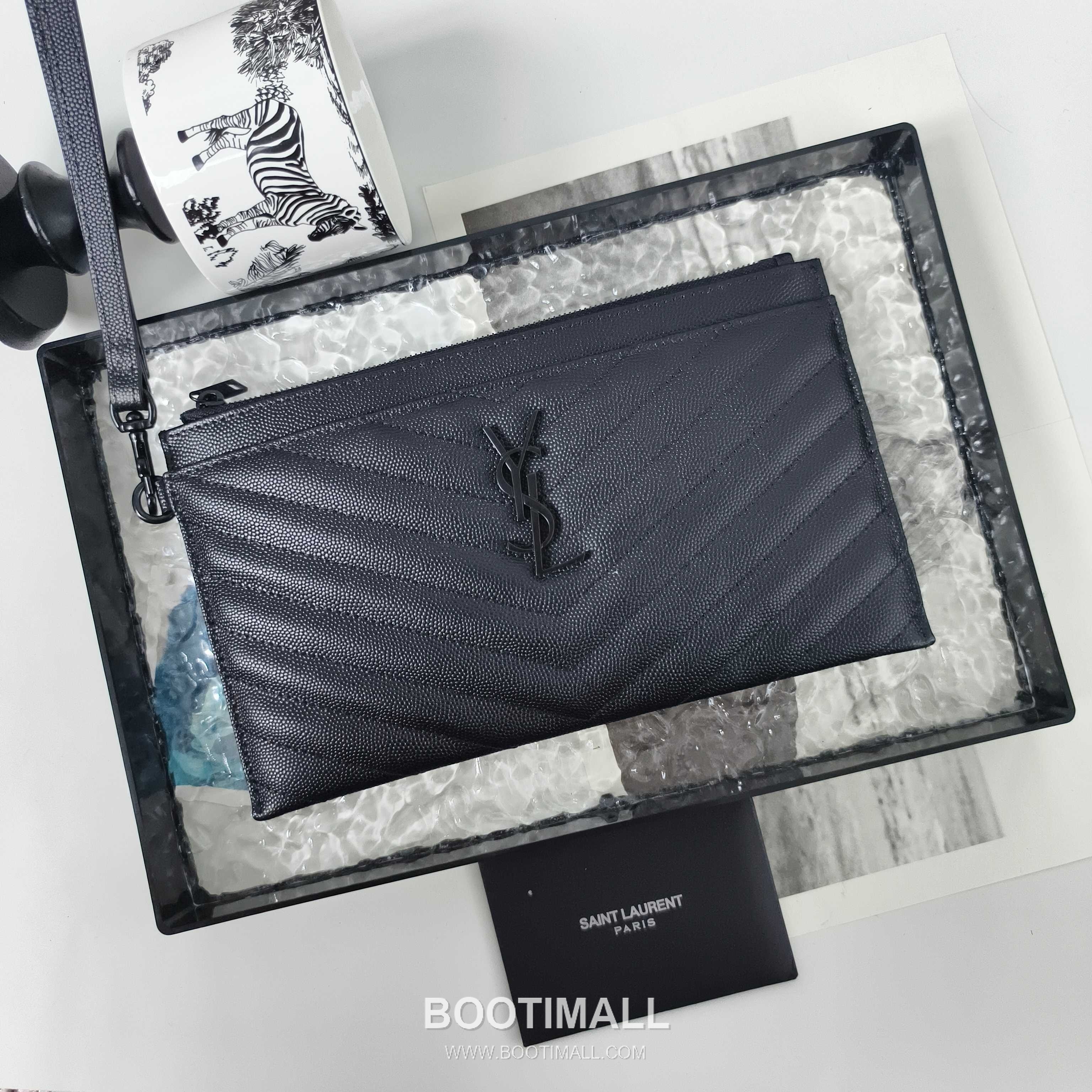 Saint Laurent Cassandre Grain de Poudre Leather Zip Pouch 423297 생로랑 카산드르 그레인 드 푸드르 송아지가죽 지퍼 클러치 23cm 1