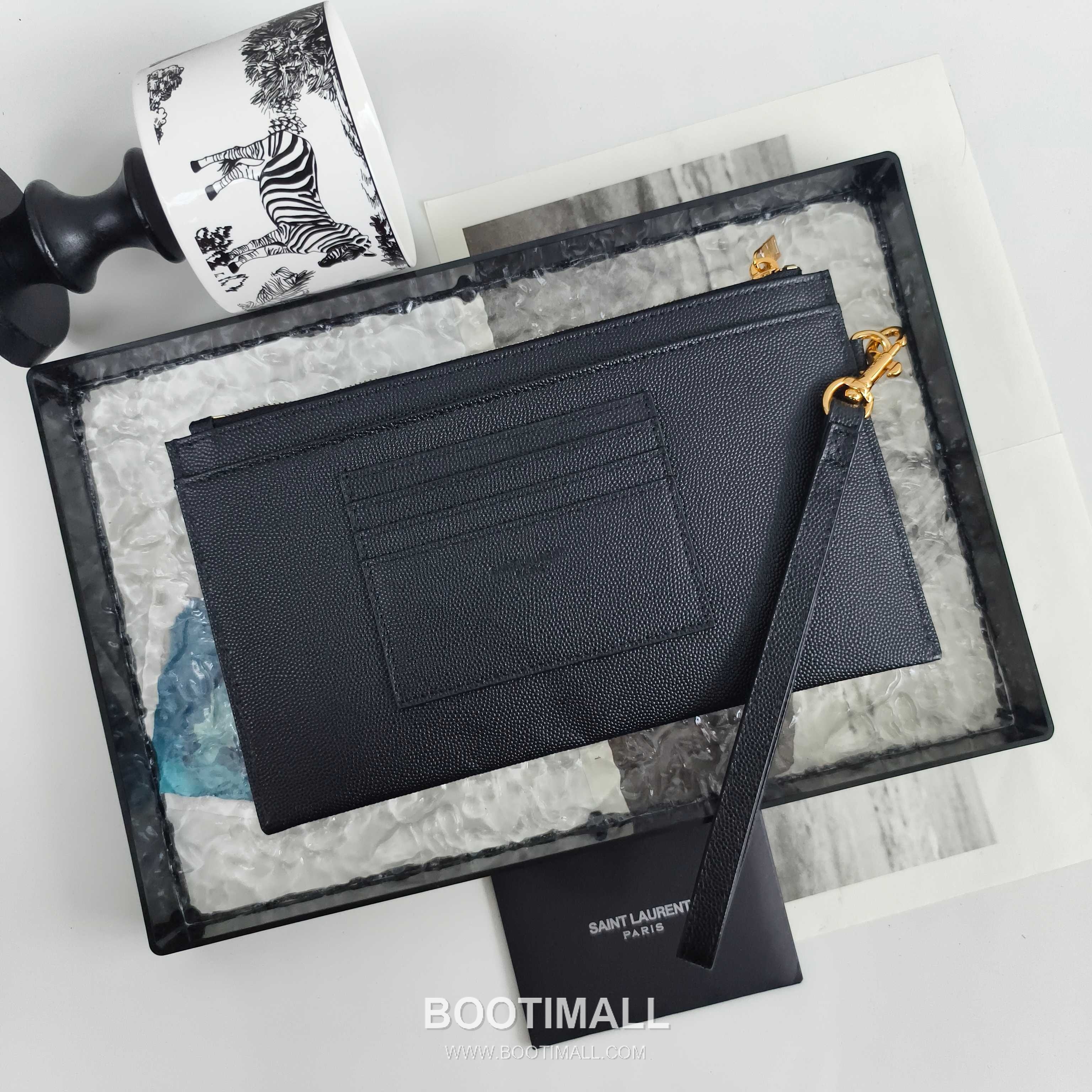 Saint Laurent Cassandre Grain de Poudre Leather Zip Pouch 423297 생로랑 카산드르 그레인 드 푸드르 송아지가죽 지퍼 클러치 23cm 2