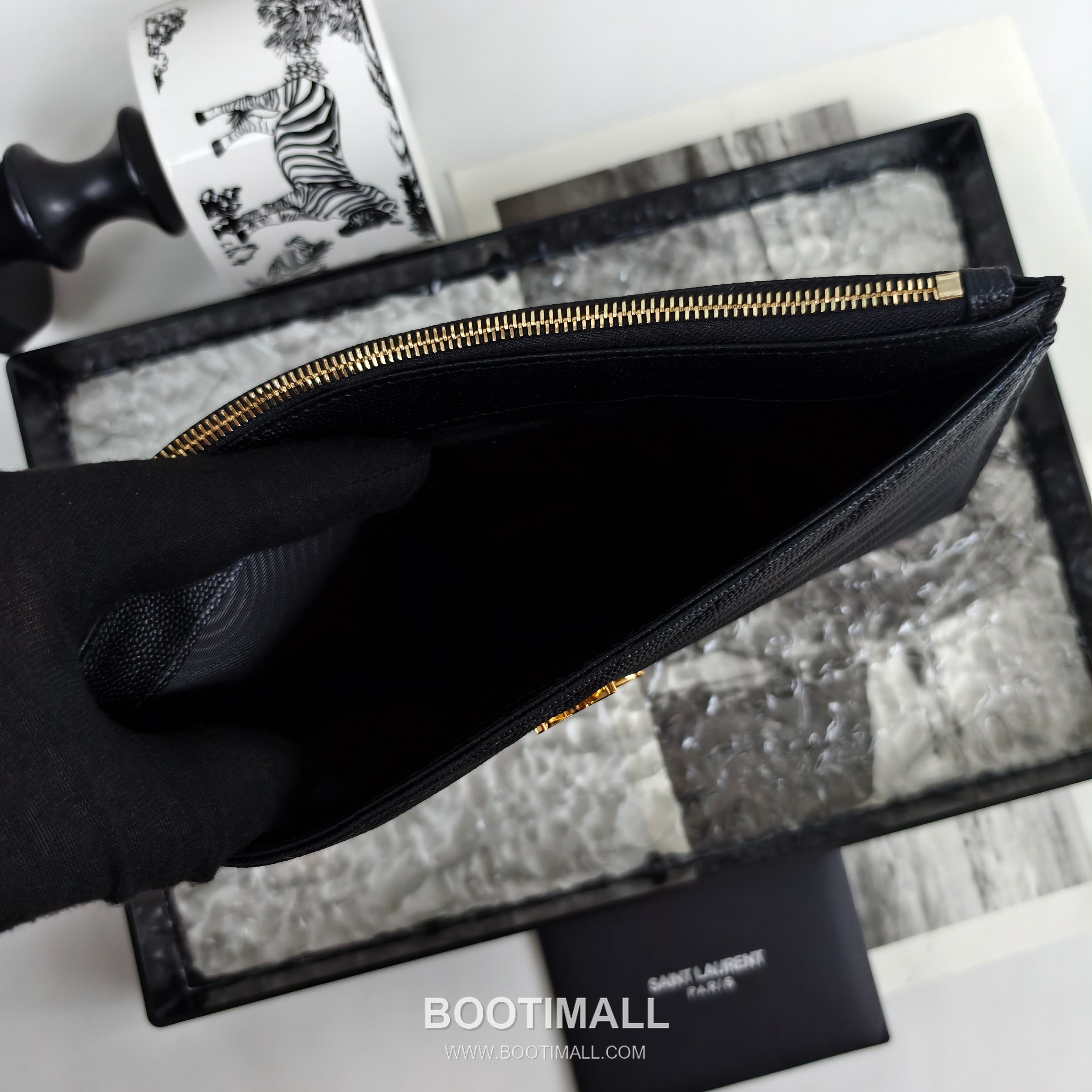 Saint Laurent Cassandre Grain de Poudre Leather Zip Pouch 423297 생로랑 카산드르 그레인 드 푸드르 송아지가죽 지퍼 클러치 23cm 7