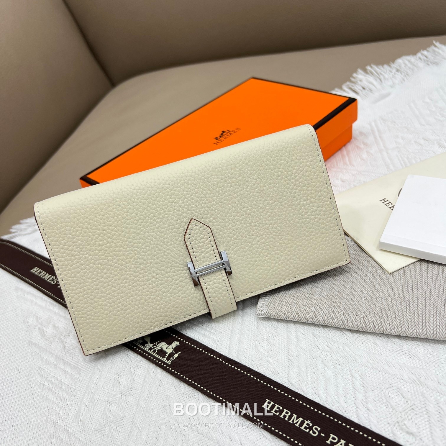 Hermès Togo Leather Vertical Zip Wallet 5123 에르메스 토고 가죽 버티컬 지퍼 장지갑 17.5cm 1