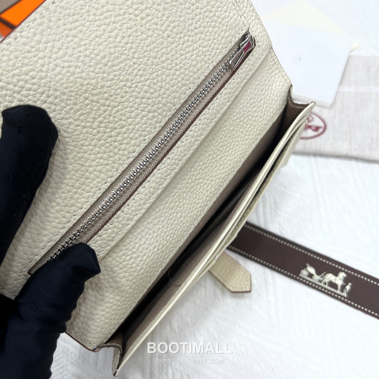 Hermès Togo Leather Vertical Zip Wallet 5123 에르메스 토고 가죽 버티컬 지퍼 장지갑 17.5cm 9