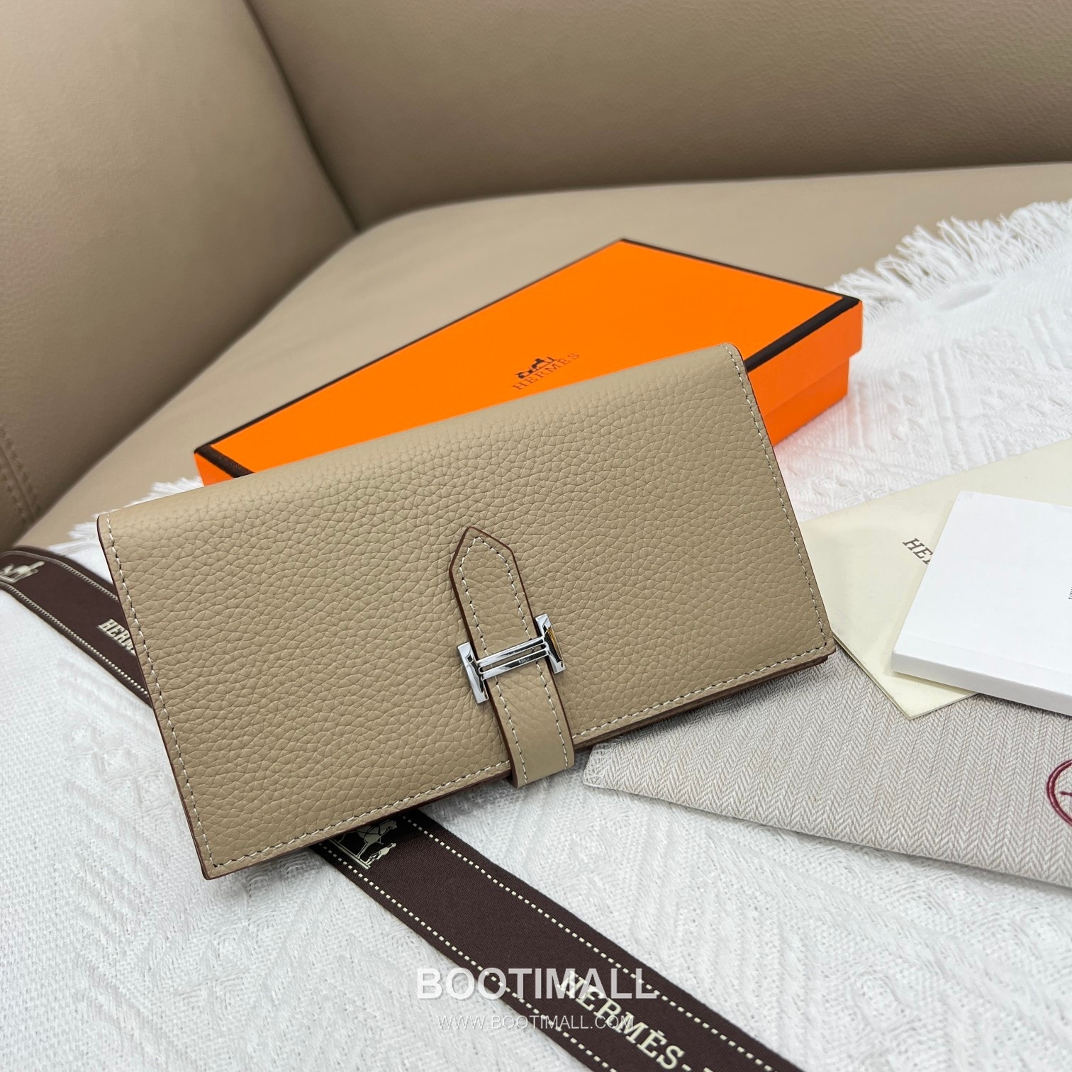 Hermès Togo Leather Vertical Zip Wallet 5123 에르메스 토고 가죽 버티컬 지퍼 장지갑 17.5cm 1