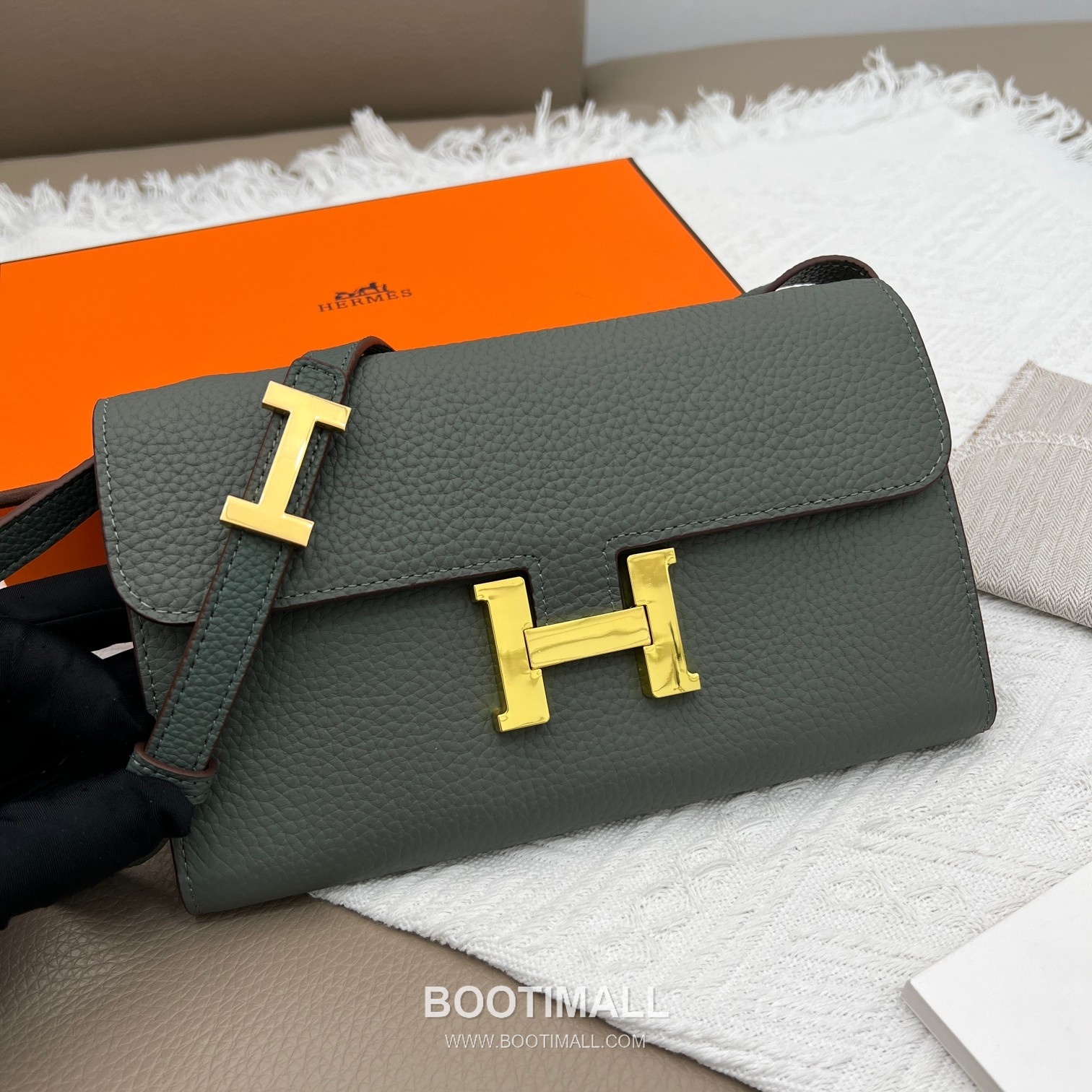 Hermès Constance Togo Leather Wallet on Strap 519 에르메스 콘스탄스 토고 가죽 스트랩 지갑 22cm 3