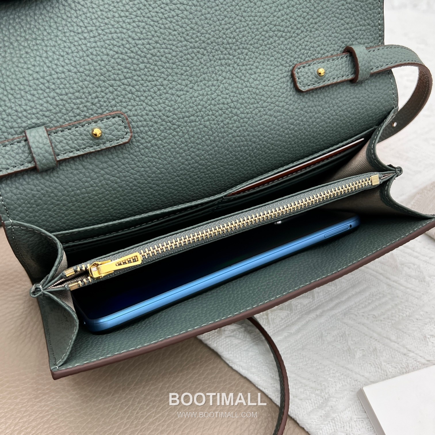 Hermès Constance Togo Leather Wallet on Strap 519 에르메스 콘스탄스 토고 가죽 스트랩 지갑 22cm 6