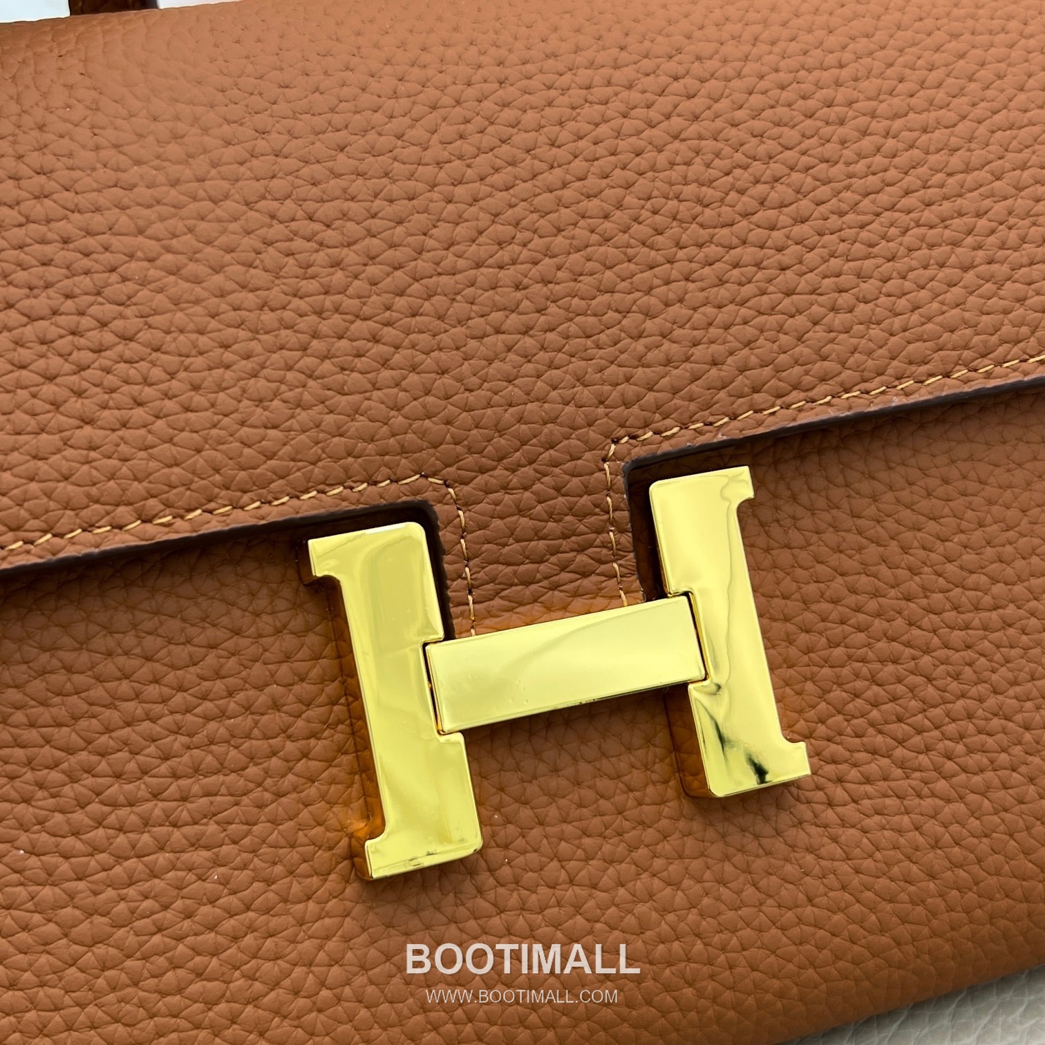 Hermès Constance Togo Leather Wallet on Strap 519 에르메스 콘스탄스 토고 가죽 스트랩 지갑 22cm 2