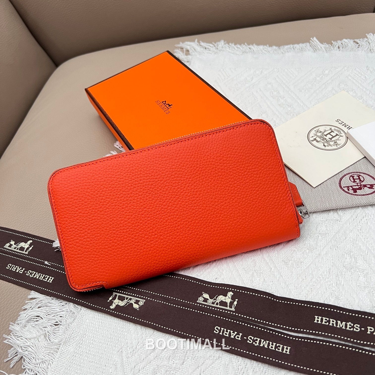 Hermès Constance Togo Leather Compact Wallet 506 에르메스 콘스탄스 토고 가죽 컴팩트 장지갑 19cm 2