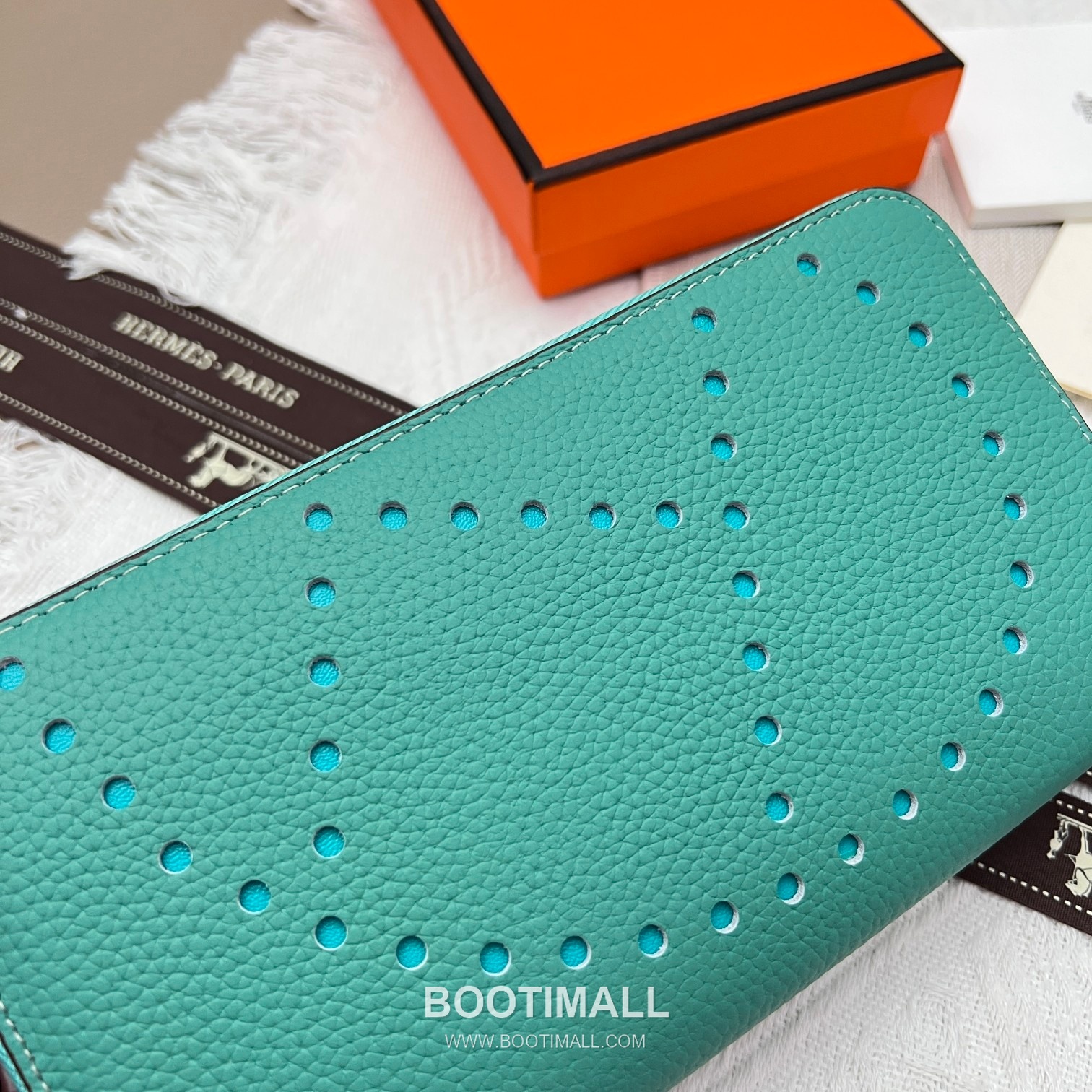 Hermès Constance Togo Leather Compact Wallet 505 에르메스 콘스탄스 토고 가죽 컴팩트 장지갑 19cm 5