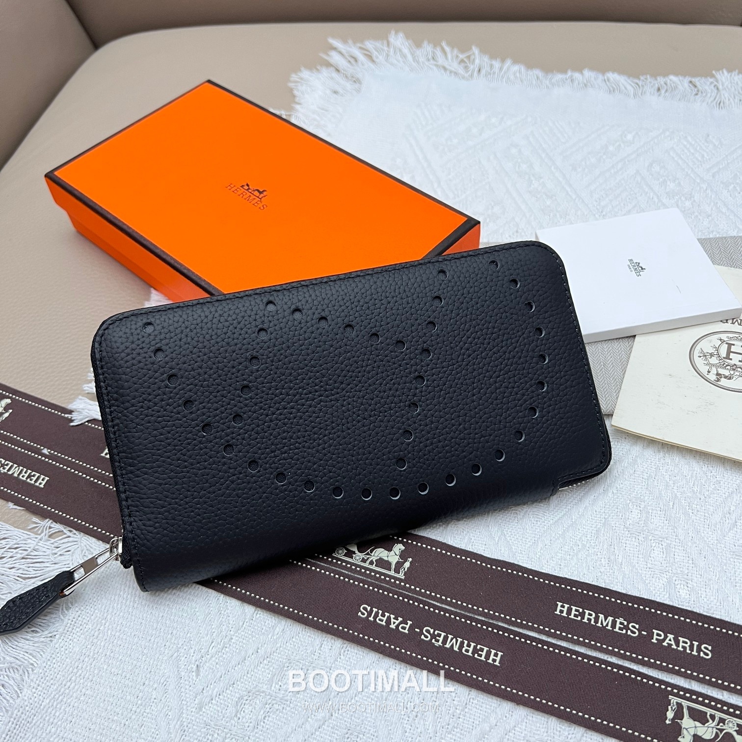 Hermès Constance Togo Leather Compact Wallet 505 에르메스 콘스탄스 토고 가죽 컴팩트 장지갑 19cm 1