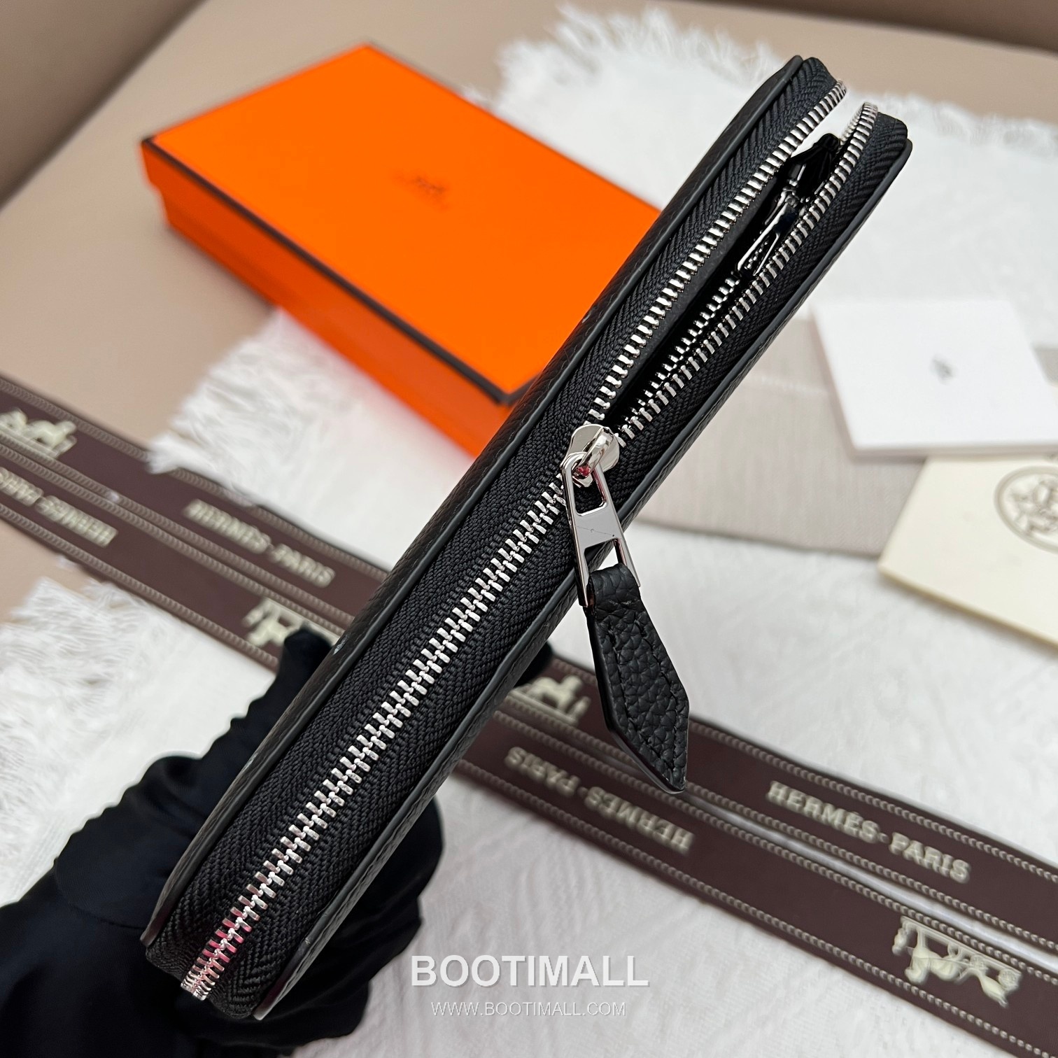 Hermès Constance Togo Leather Compact Wallet 505 에르메스 콘스탄스 토고 가죽 컴팩트 장지갑 19cm 6