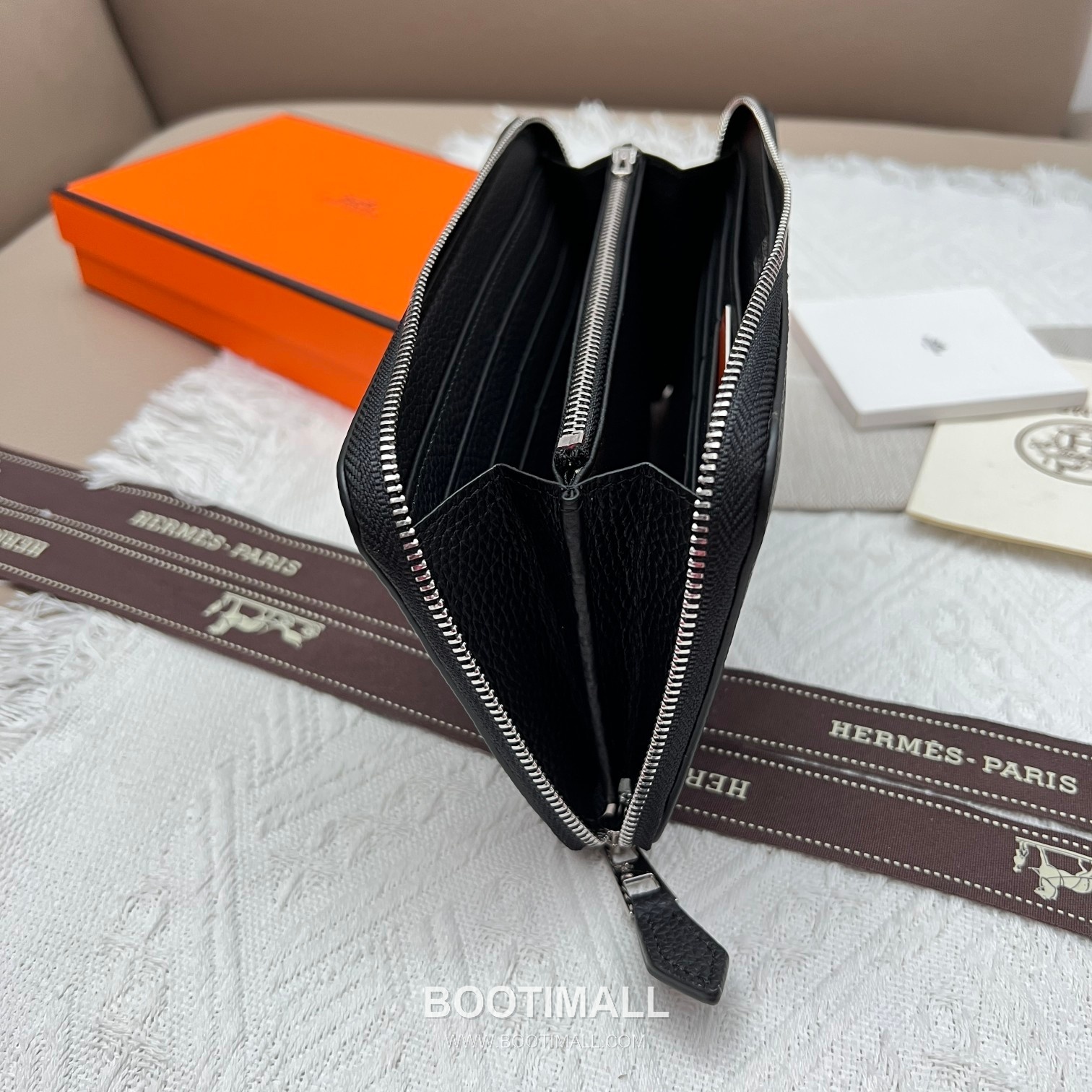 Hermès Constance Togo Leather Compact Wallet 505 에르메스 콘스탄스 토고 가죽 컴팩트 장지갑 19cm 9
