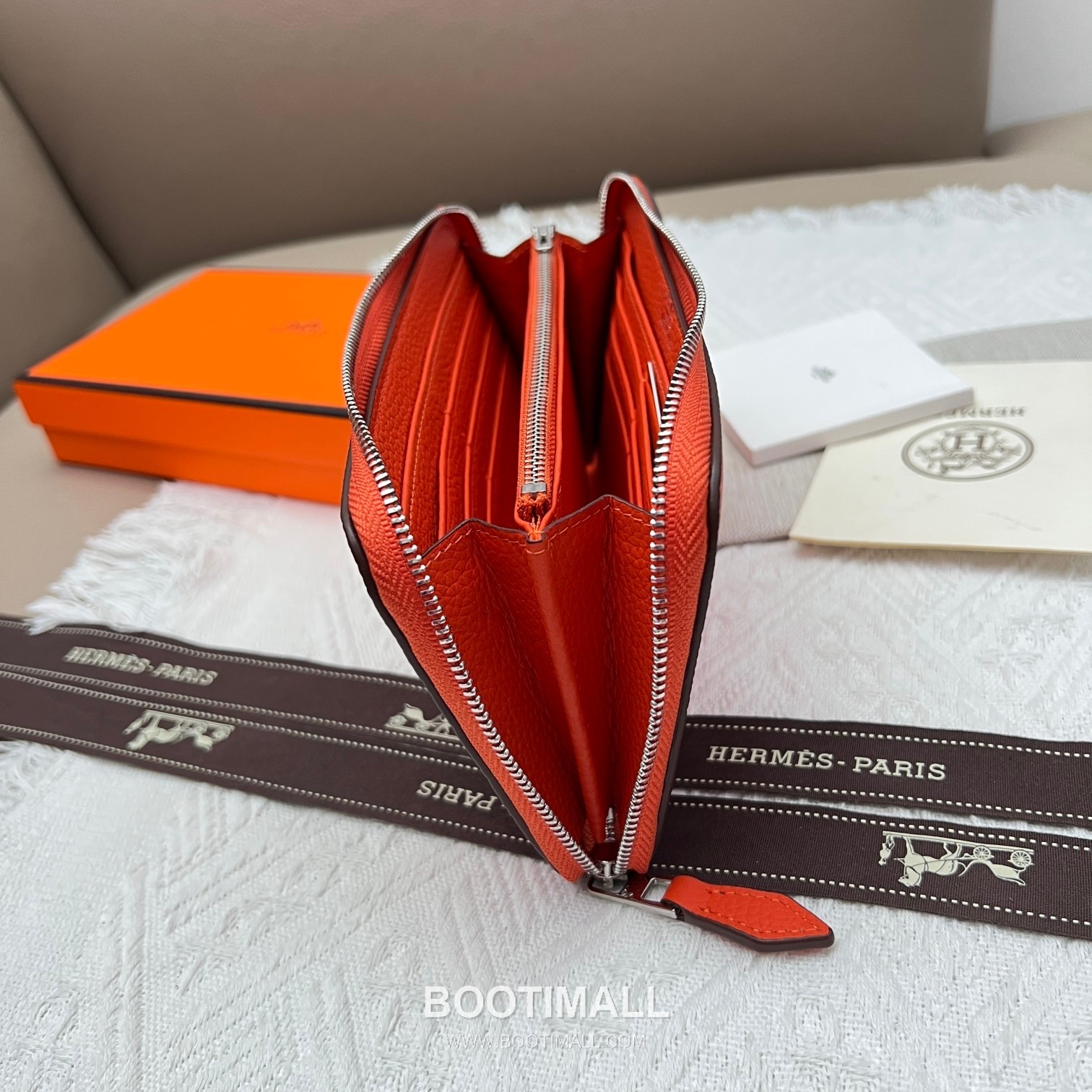 Hermès Constance Togo Leather Compact Wallet 505 에르메스 콘스탄스 토고 가죽 컴팩트 장지갑 19cm 9