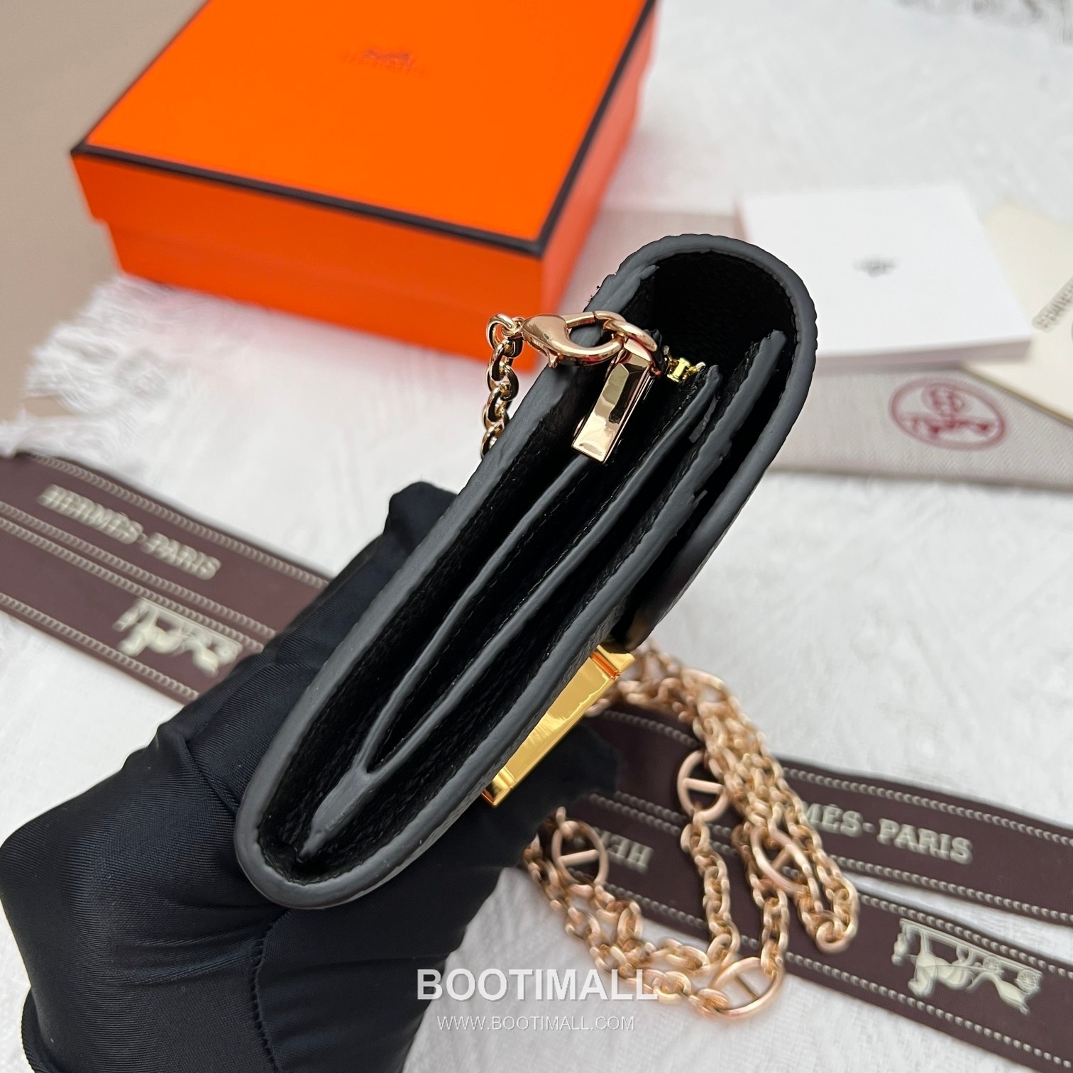 Hermès Constance Togo Leather Compact Wallet 537-1 에르메스 콘스탄스 토고 가죽 컴팩트 반지갑 14cm 5