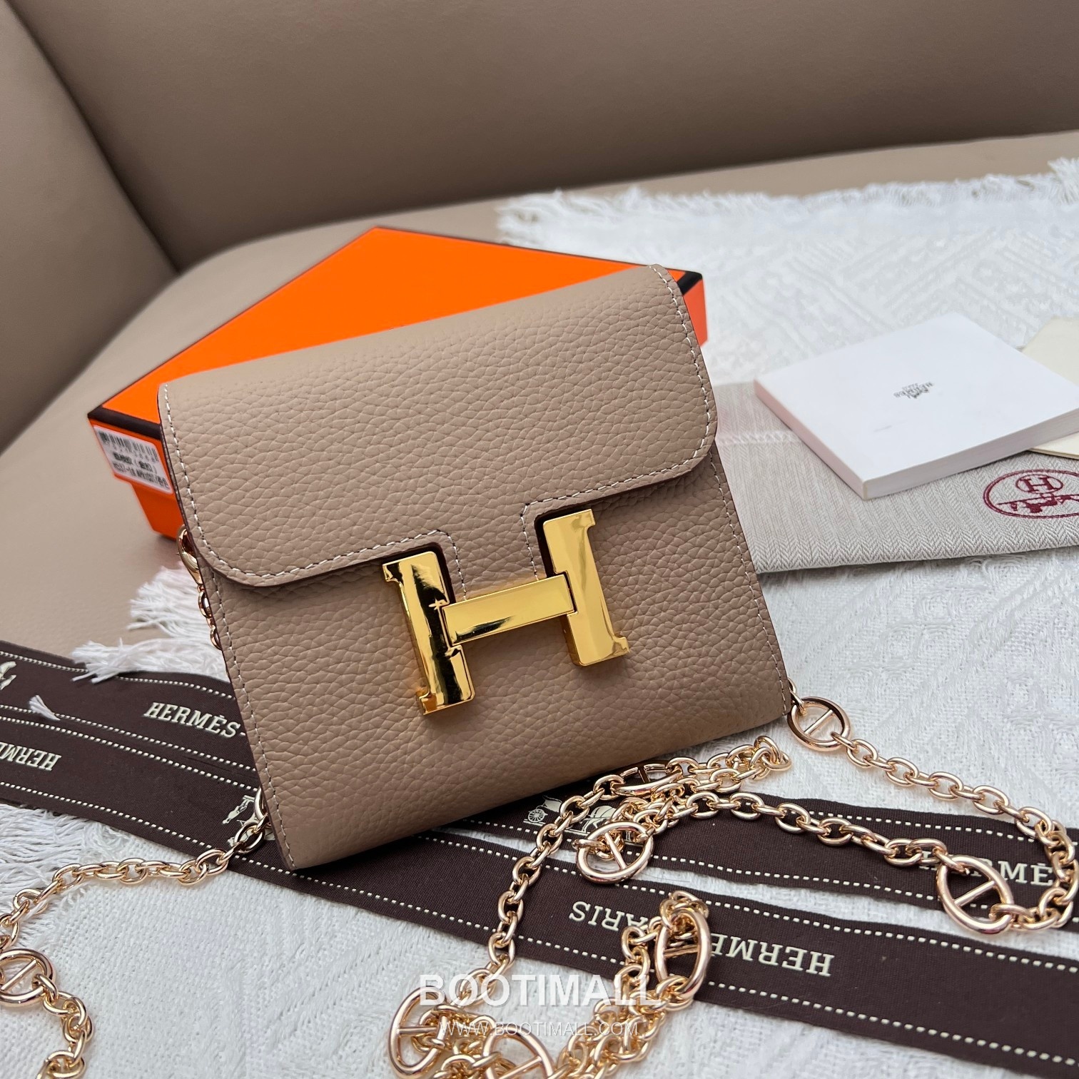 Hermès Constance Togo Leather Compact Wallet 537-1 에르메스 콘스탄스 토고 가죽 컴팩트 반지갑 14cm 1