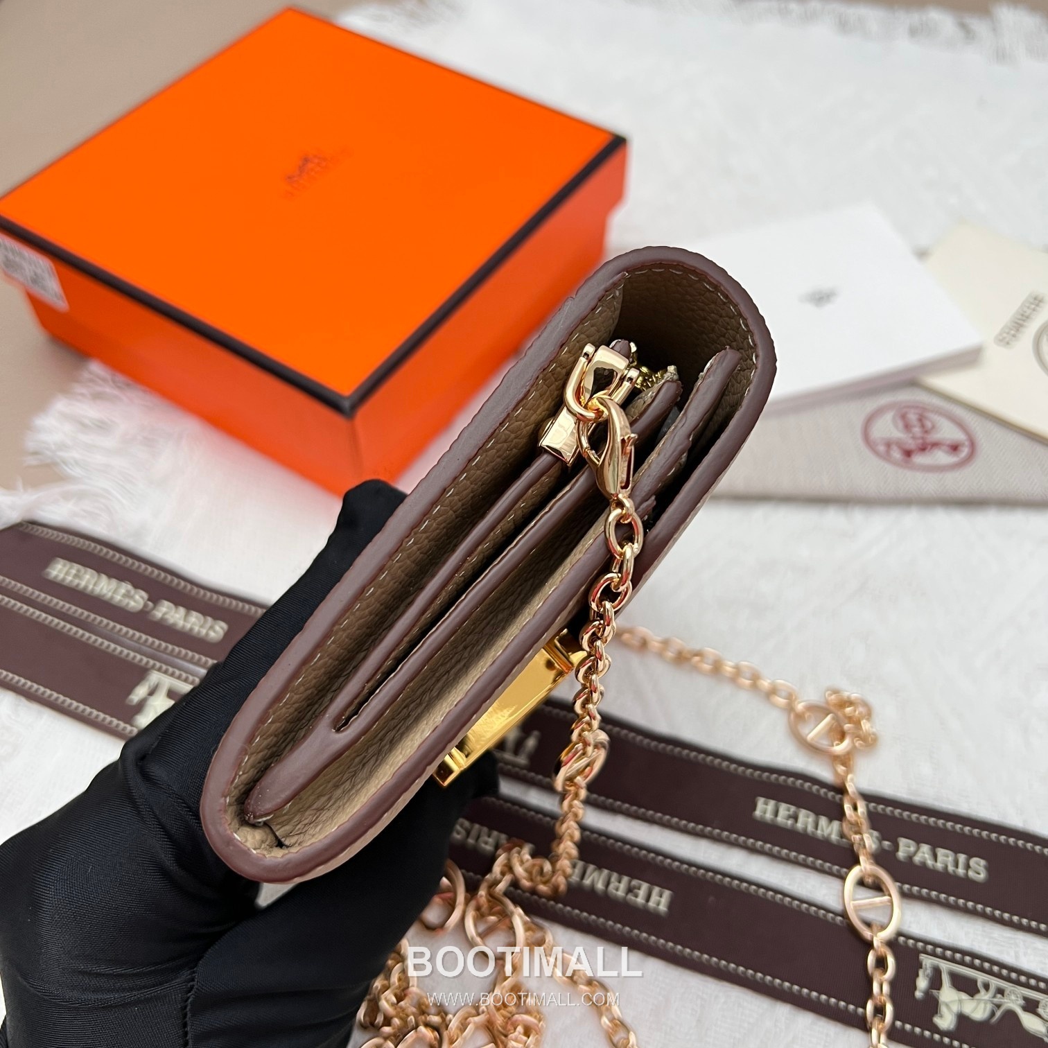Hermès Constance Togo Leather Compact Wallet 537-1 에르메스 콘스탄스 토고 가죽 컴팩트 반지갑 14cm 5