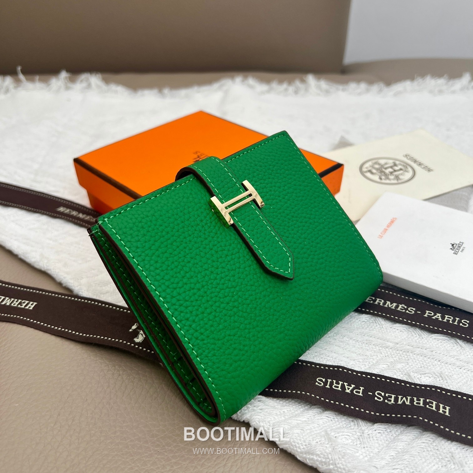 Hermès Togo Leather Vertical Compact Wallet 5120 에르메스 토고 가죽 버티컬 컴팩트 지갑 12cm 2