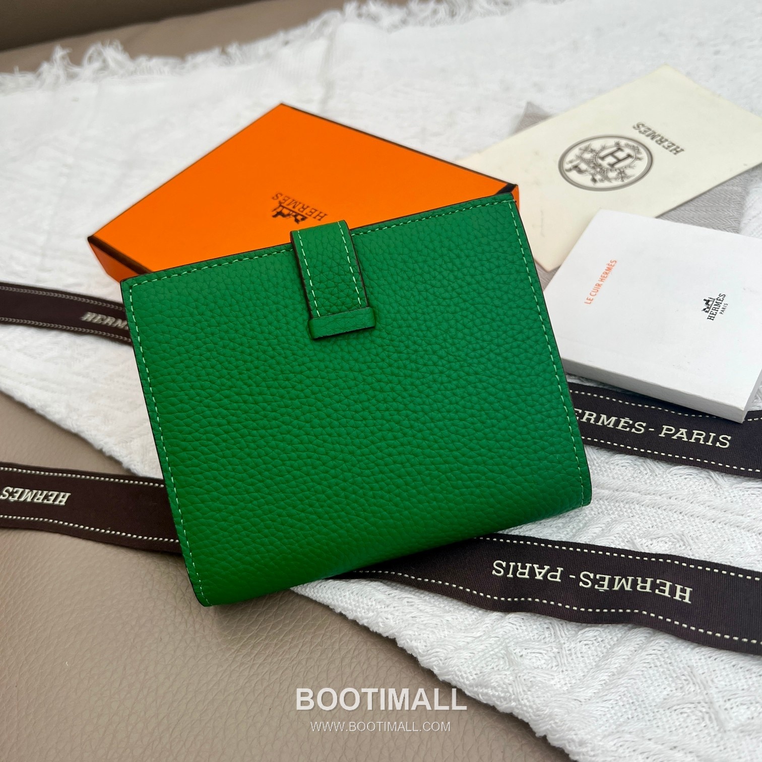 Hermès Togo Leather Vertical Compact Wallet 5120 에르메스 토고 가죽 버티컬 컴팩트 지갑 12cm 3