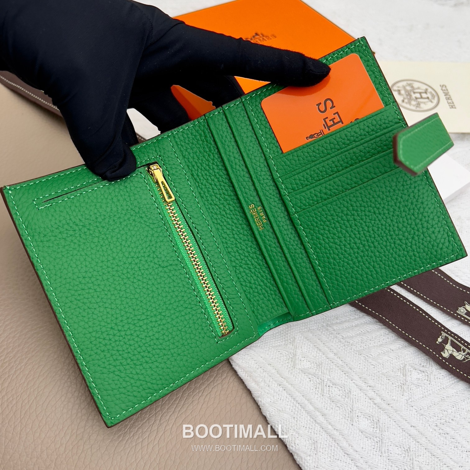 Hermès Togo Leather Vertical Compact Wallet 5120 에르메스 토고 가죽 버티컬 컴팩트 지갑 12cm 6