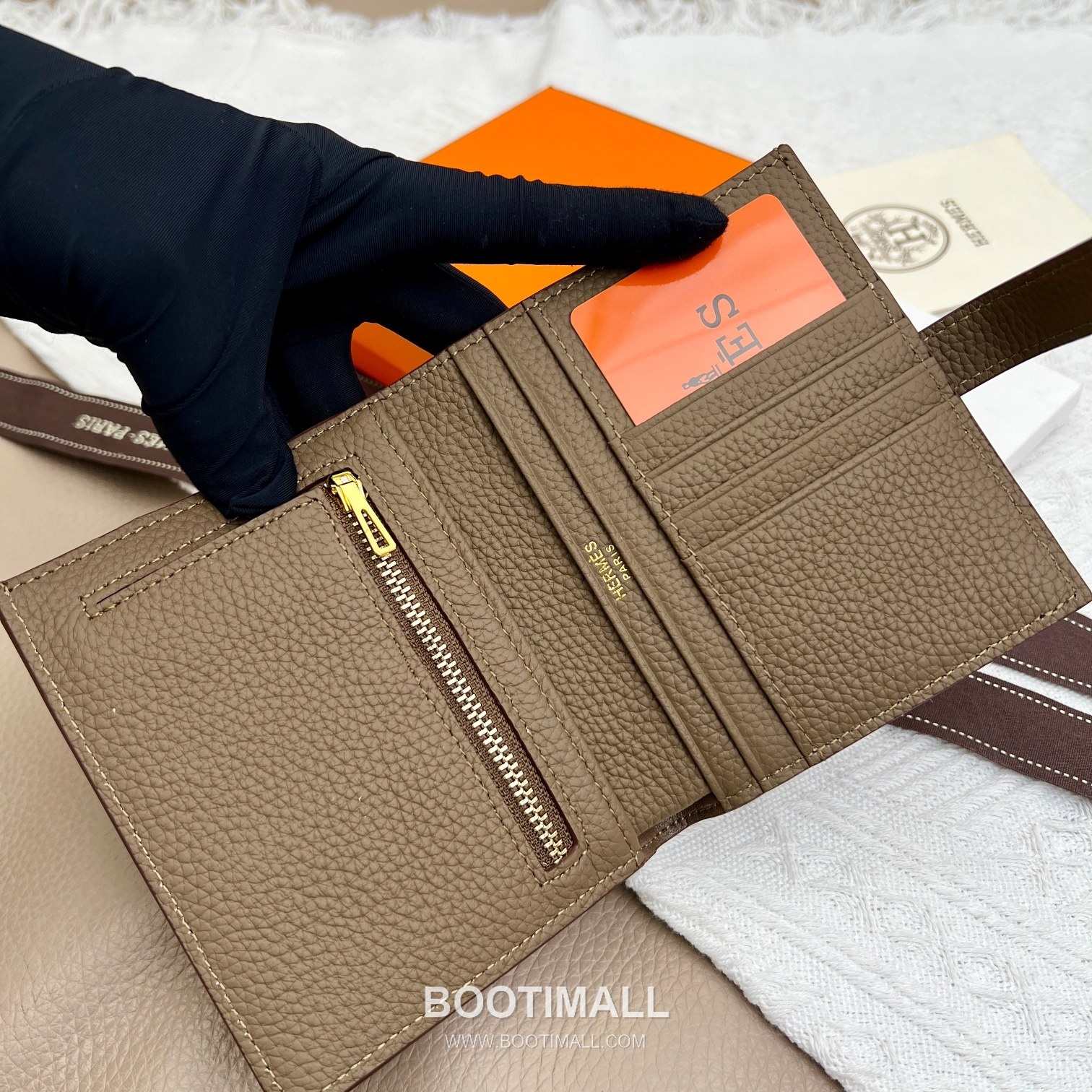Hermès Togo Leather Vertical Compact Wallet 5120 에르메스 토고 가죽 버티컬 컴팩트 지갑 12cm 6
