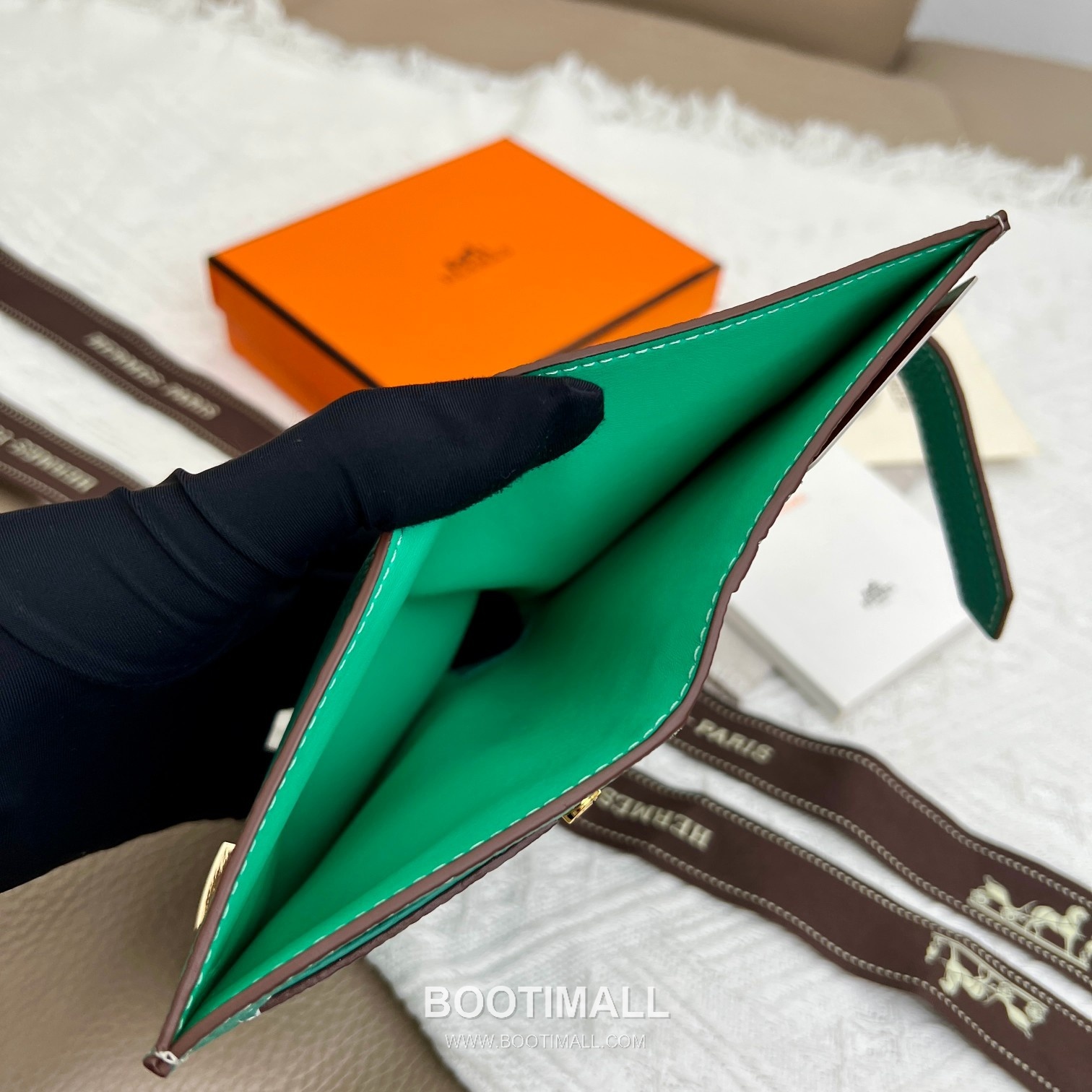 Hermès Togo Leather Vertical Compact Wallet 5120 에르메스 토고 가죽 버티컬 컴팩트 지갑 12cm 8