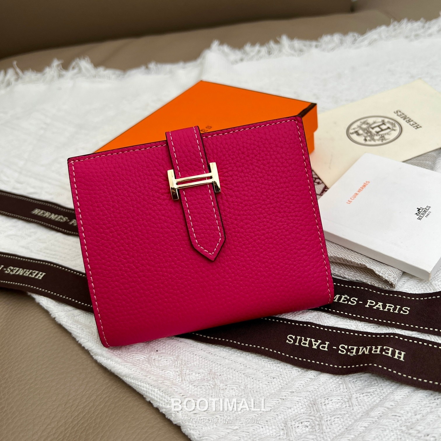 Hermès Togo Leather Vertical Compact Wallet 5120 에르메스 토고 가죽 버티컬 컴팩트 지갑 12cm 1