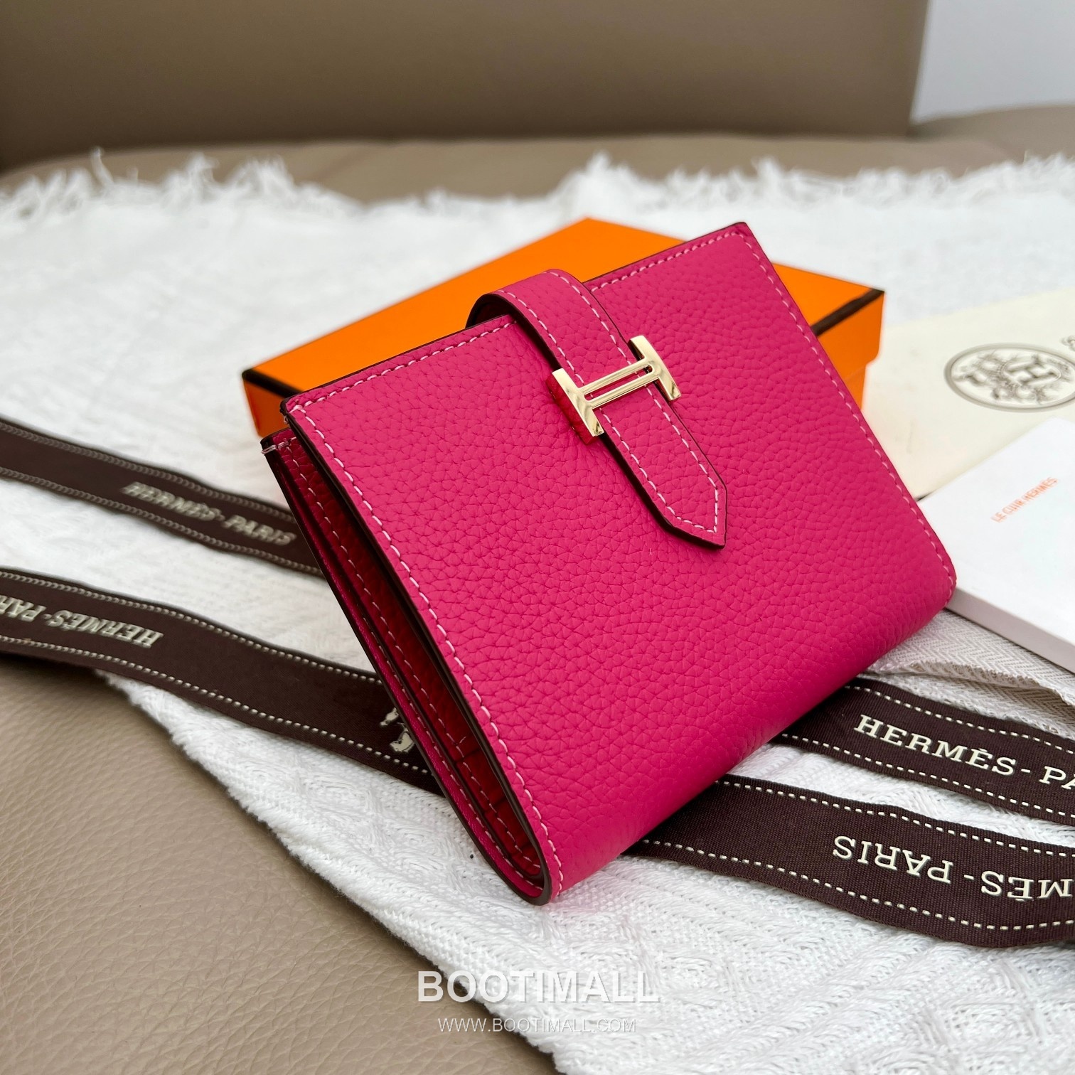 Hermès Togo Leather Vertical Compact Wallet 5120 에르메스 토고 가죽 버티컬 컴팩트 지갑 12cm 2