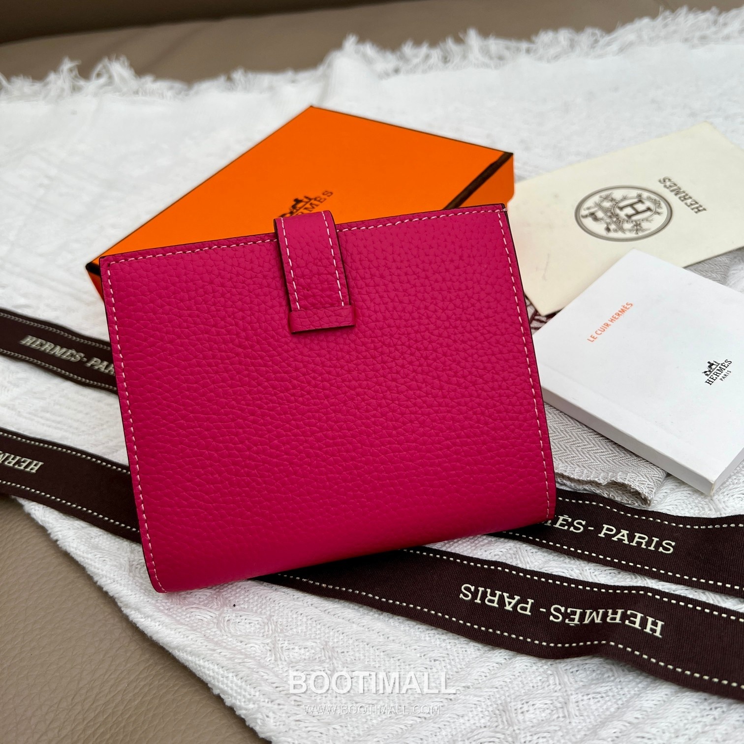 Hermès Togo Leather Vertical Compact Wallet 5120 에르메스 토고 가죽 버티컬 컴팩트 지갑 12cm 3