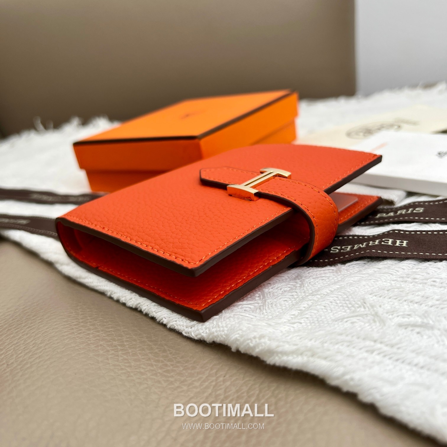 Hermès Togo Leather Vertical Compact Wallet 5120 에르메스 토고 가죽 버티컬 컴팩트 지갑 12cm 4