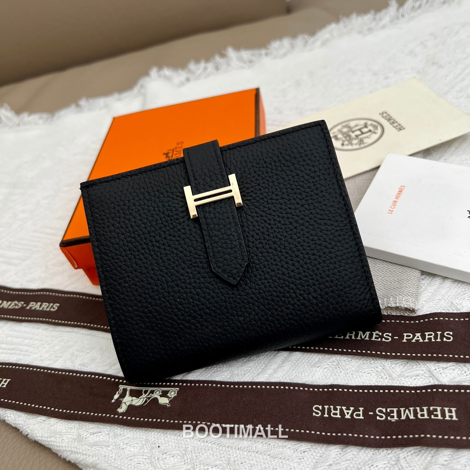 Hermès Togo Leather Vertical Compact Wallet 5120 에르메스 토고 가죽 버티컬 컴팩트 지갑 12cm 1