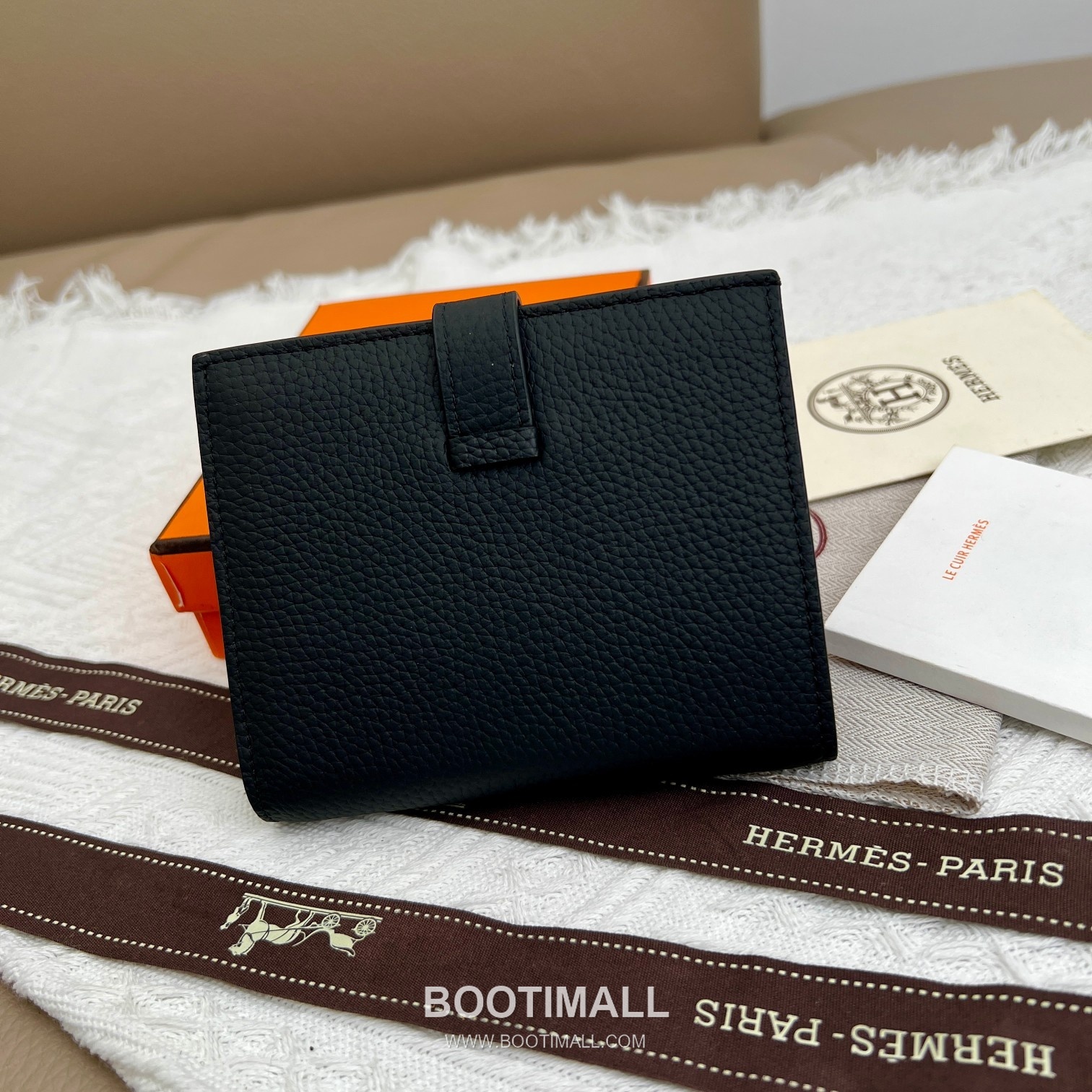 Hermès Togo Leather Vertical Compact Wallet 5120 에르메스 토고 가죽 버티컬 컴팩트 지갑 12cm 3
