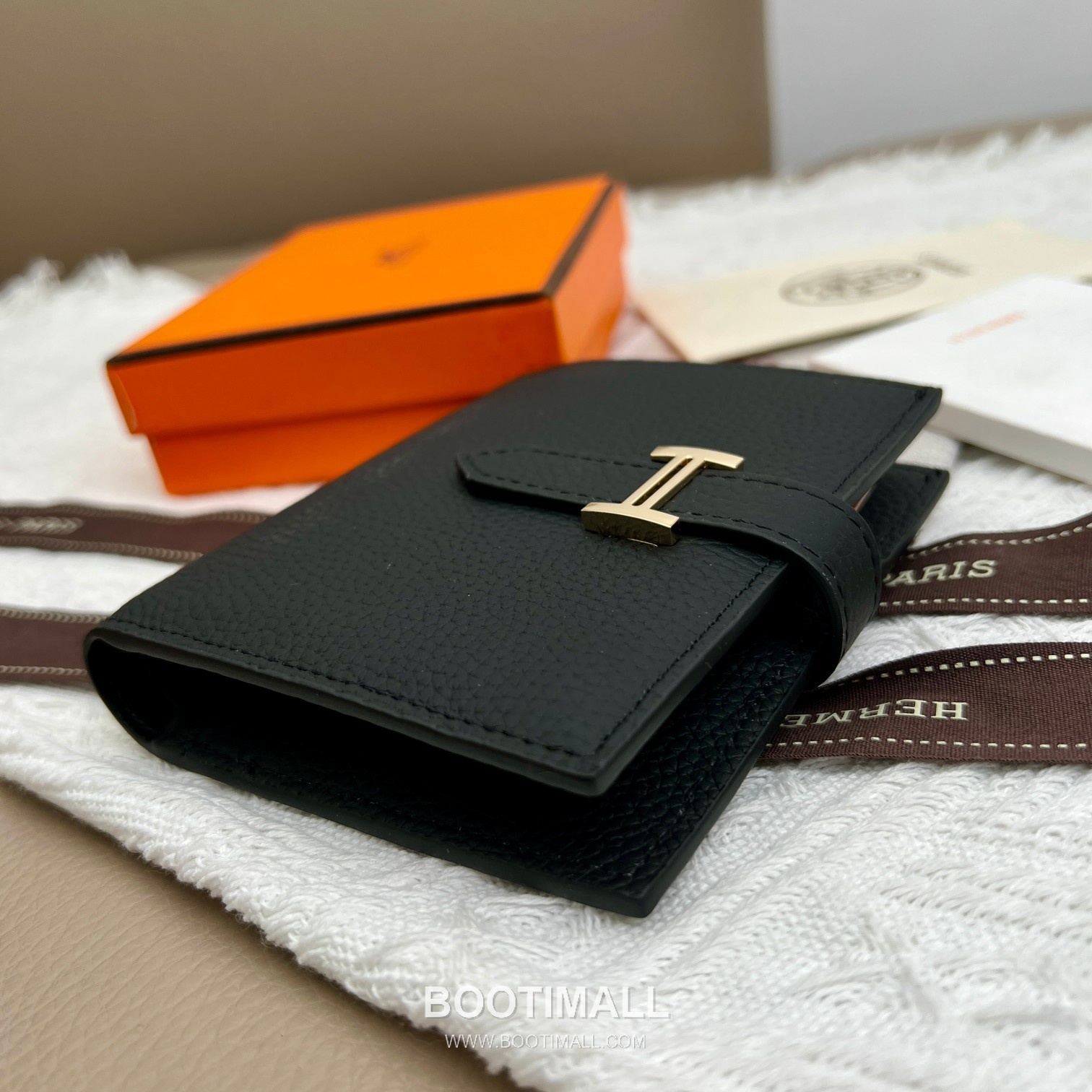 Hermès Togo Leather Vertical Compact Wallet 5120 에르메스 토고 가죽 버티컬 컴팩트 지갑 12cm 4