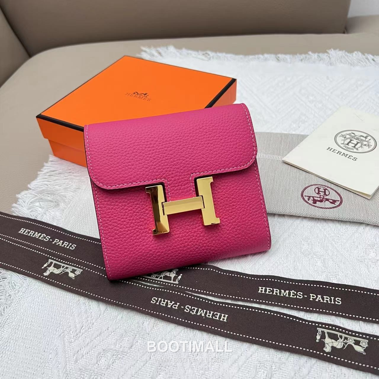 Hermès Constance Togo Leather Compact Wallet 537 에르메스 콘스탄스 토고 가죽 컴팩트 반지갑 14cm 1