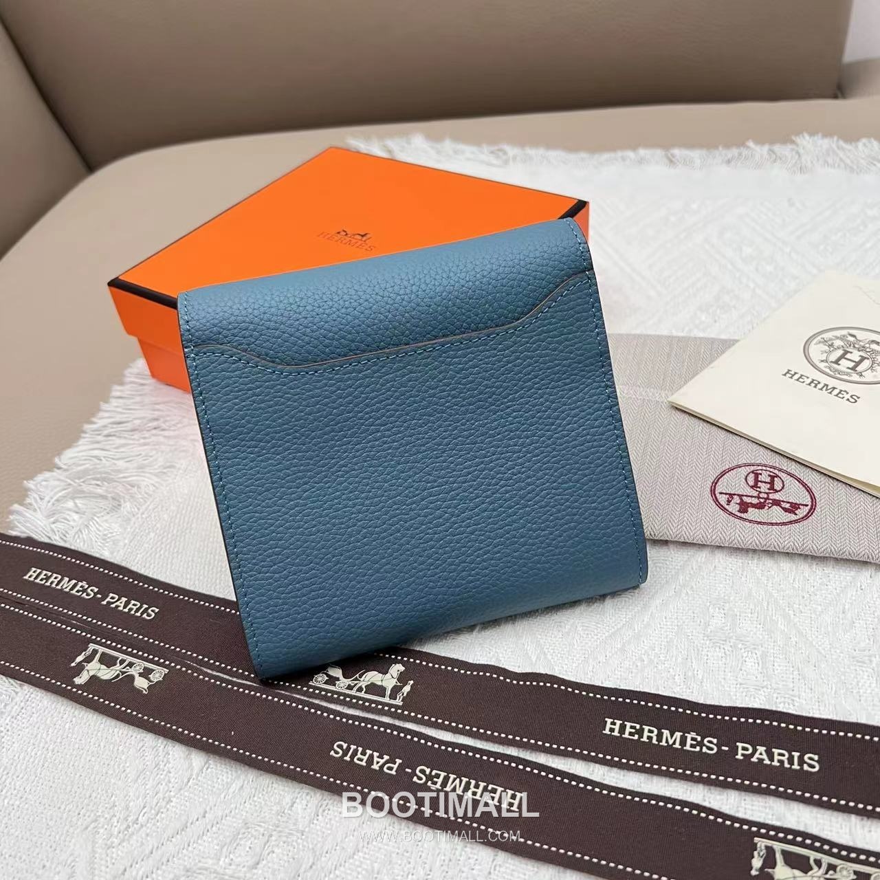 Hermès Constance Togo Leather Compact Wallet 537 에르메스 콘스탄스 토고 가죽 컴팩트 반지갑 14cm 2