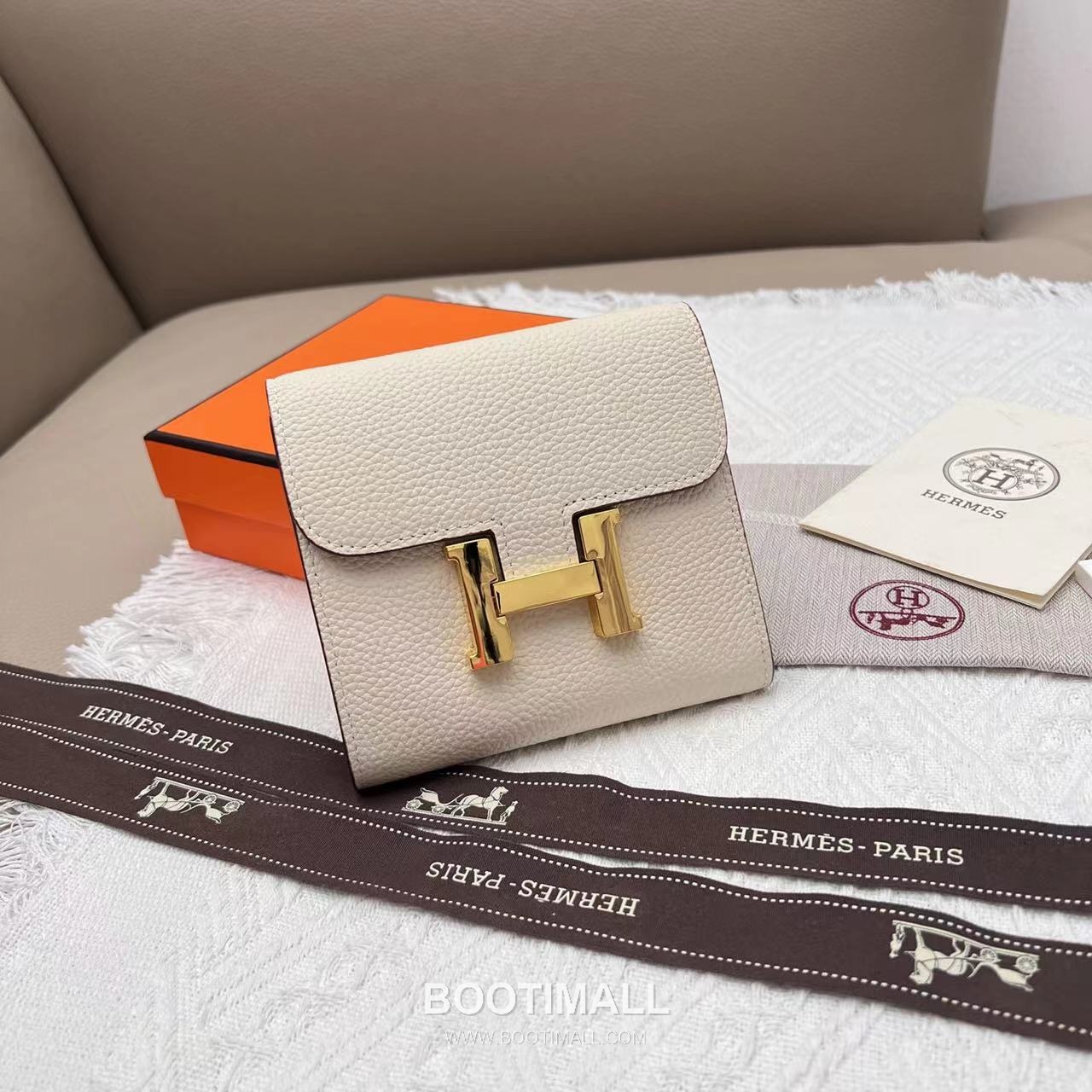 Hermès Constance Togo Leather Compact Wallet 537 에르메스 콘스탄스 토고 가죽 컴팩트 반지갑 14cm 1