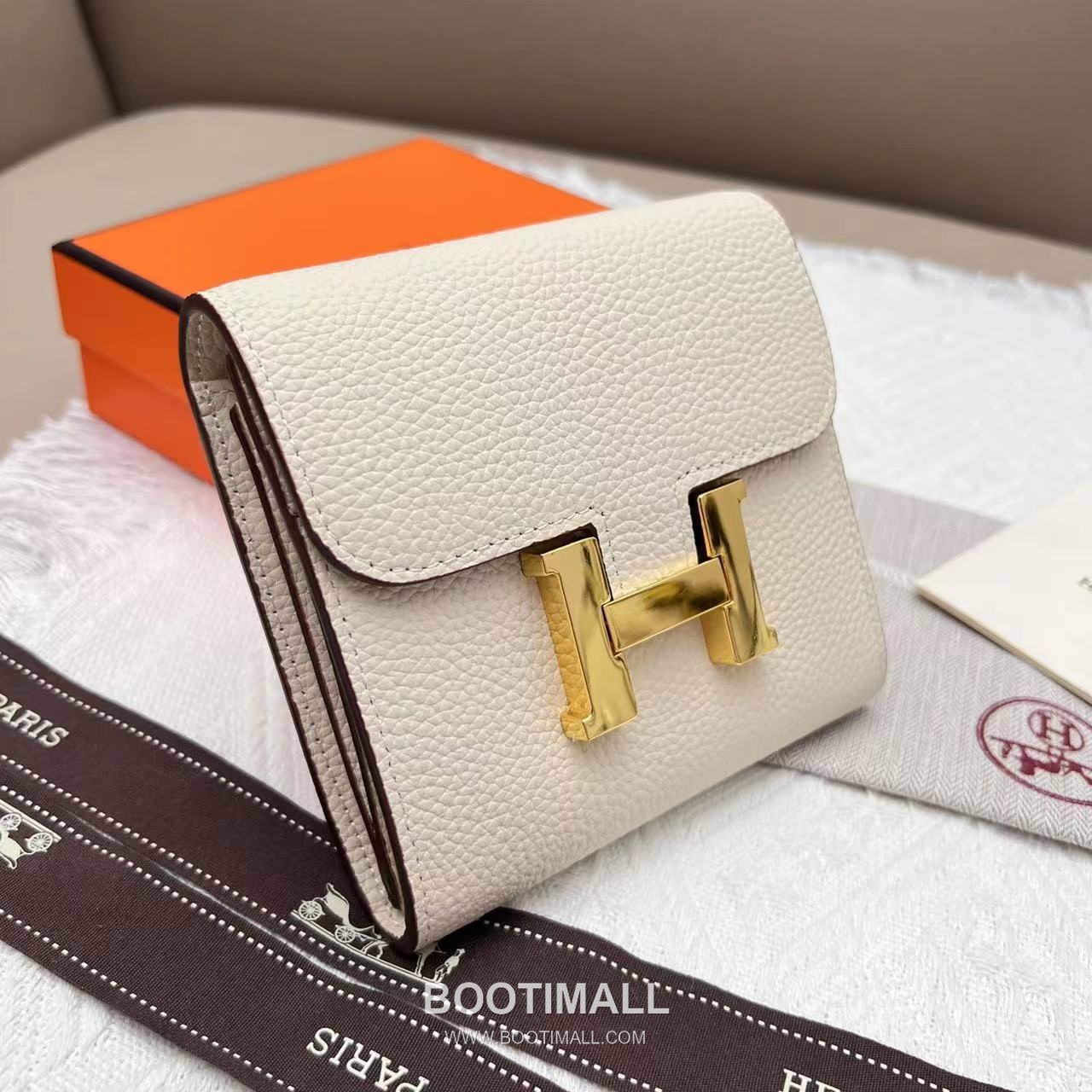 Hermès Constance Togo Leather Compact Wallet 537 에르메스 콘스탄스 토고 가죽 컴팩트 반지갑 14cm 2