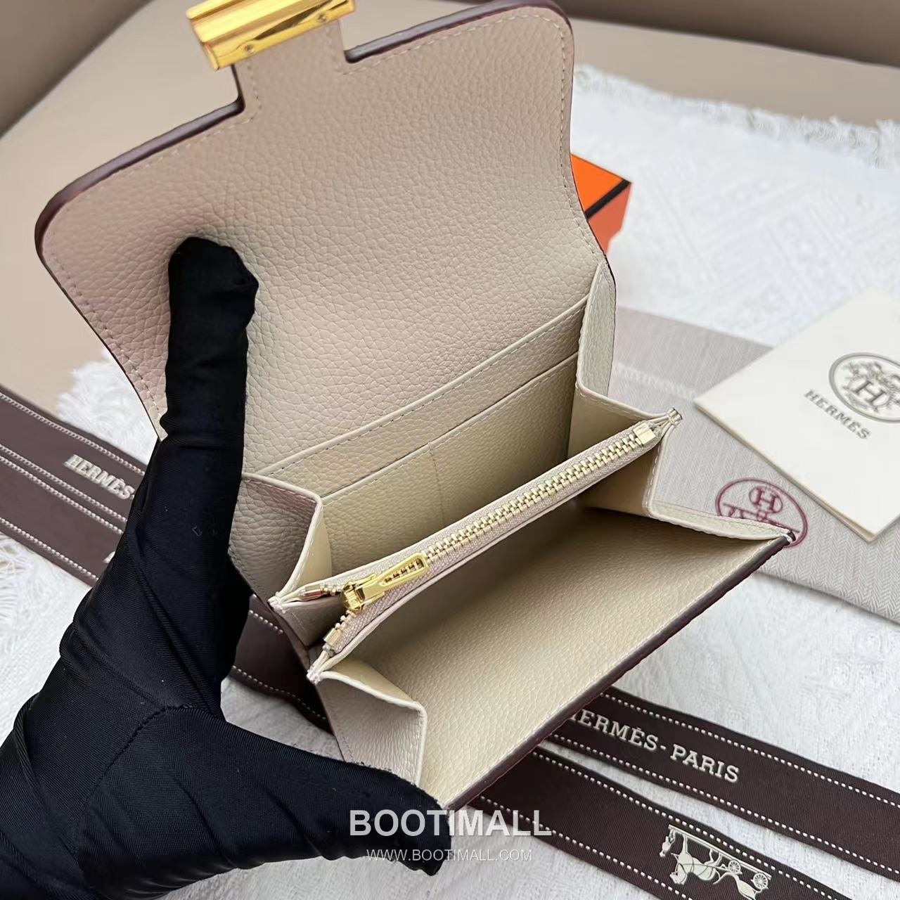 Hermès Constance Togo Leather Compact Wallet 537 에르메스 콘스탄스 토고 가죽 컴팩트 반지갑 14cm 9