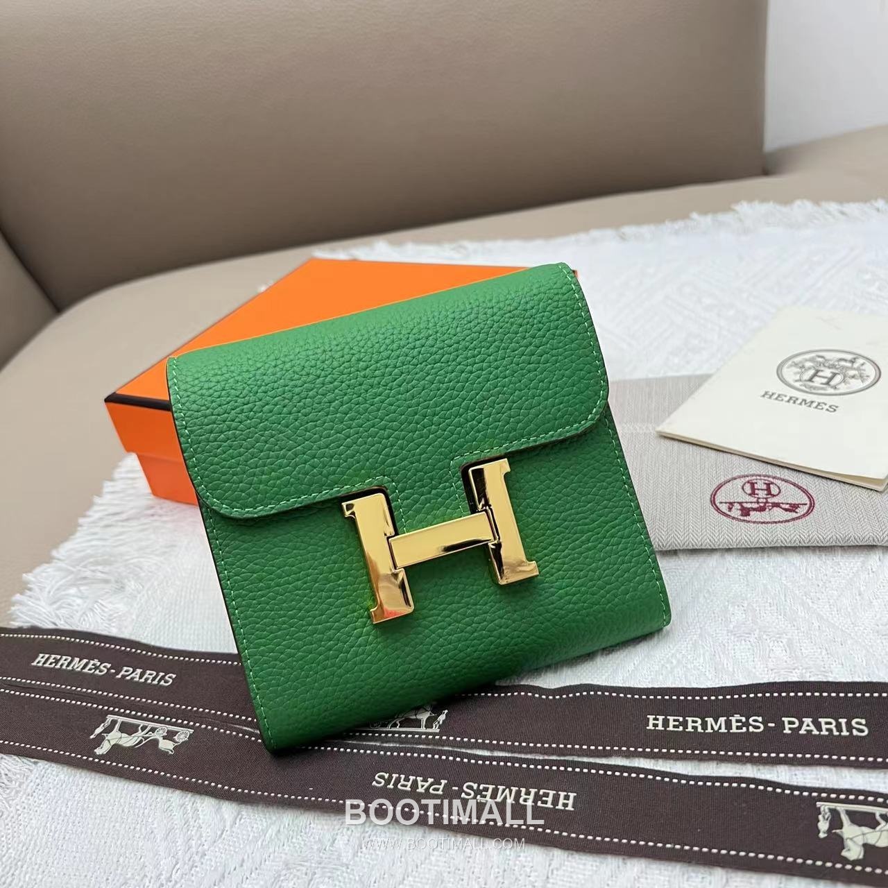 Hermès Constance Togo Leather Compact Wallet 537 에르메스 콘스탄스 토고 가죽 컴팩트 반지갑 14cm 1
