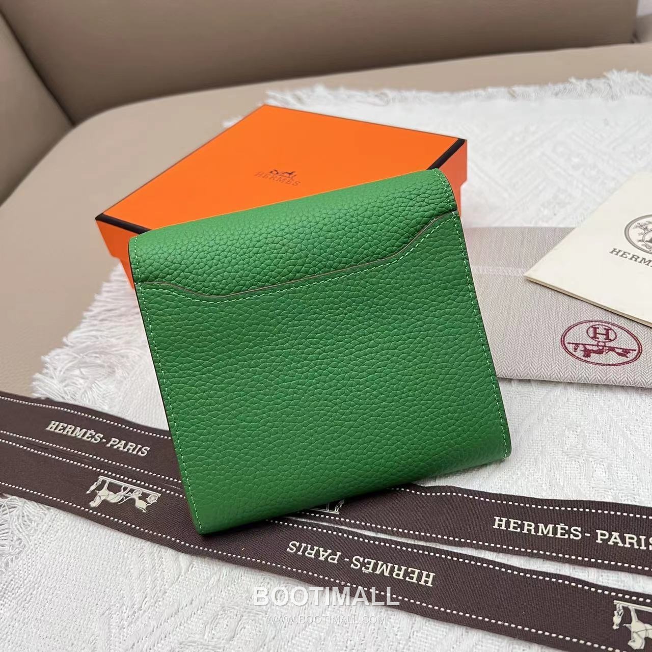 Hermès Constance Togo Leather Compact Wallet 537 에르메스 콘스탄스 토고 가죽 컴팩트 반지갑 14cm 2