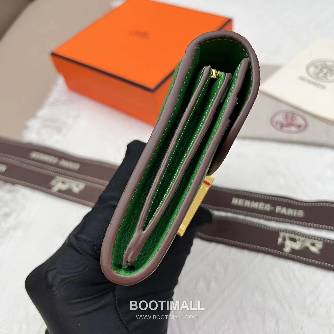 Hermès Constance Togo Leather Compact Wallet 537 에르메스 콘스탄스 토고 가죽 컴팩트 반지갑 14cm 5