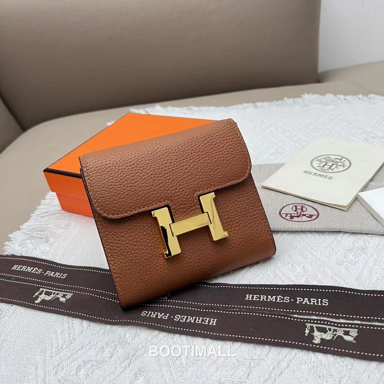 Hermès Constance Togo Leather Compact Wallet 537 에르메스 콘스탄스 토고 가죽 컴팩트 반지갑 14cm 1
