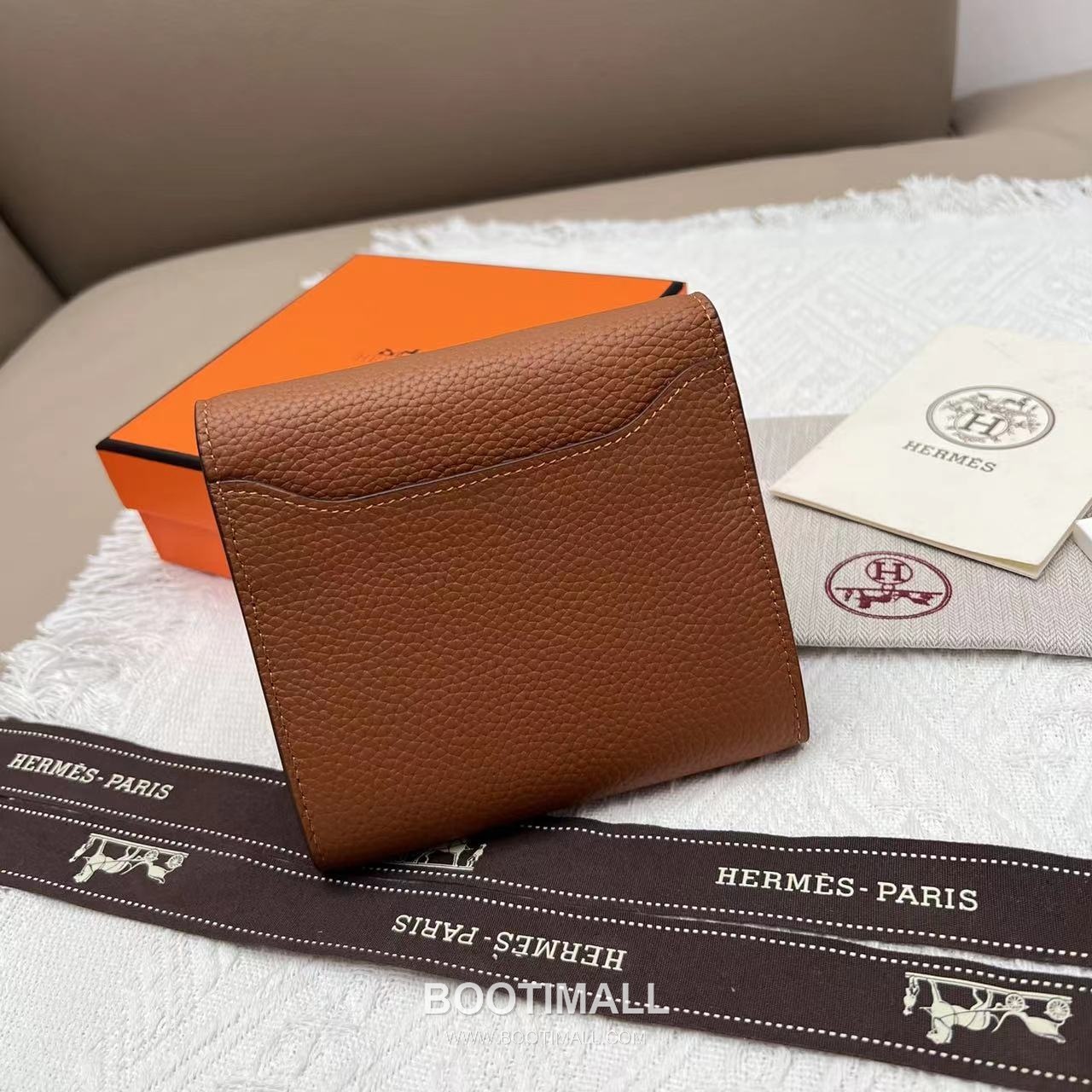 Hermès Constance Togo Leather Compact Wallet 537 에르메스 콘스탄스 토고 가죽 컴팩트 반지갑 14cm 2