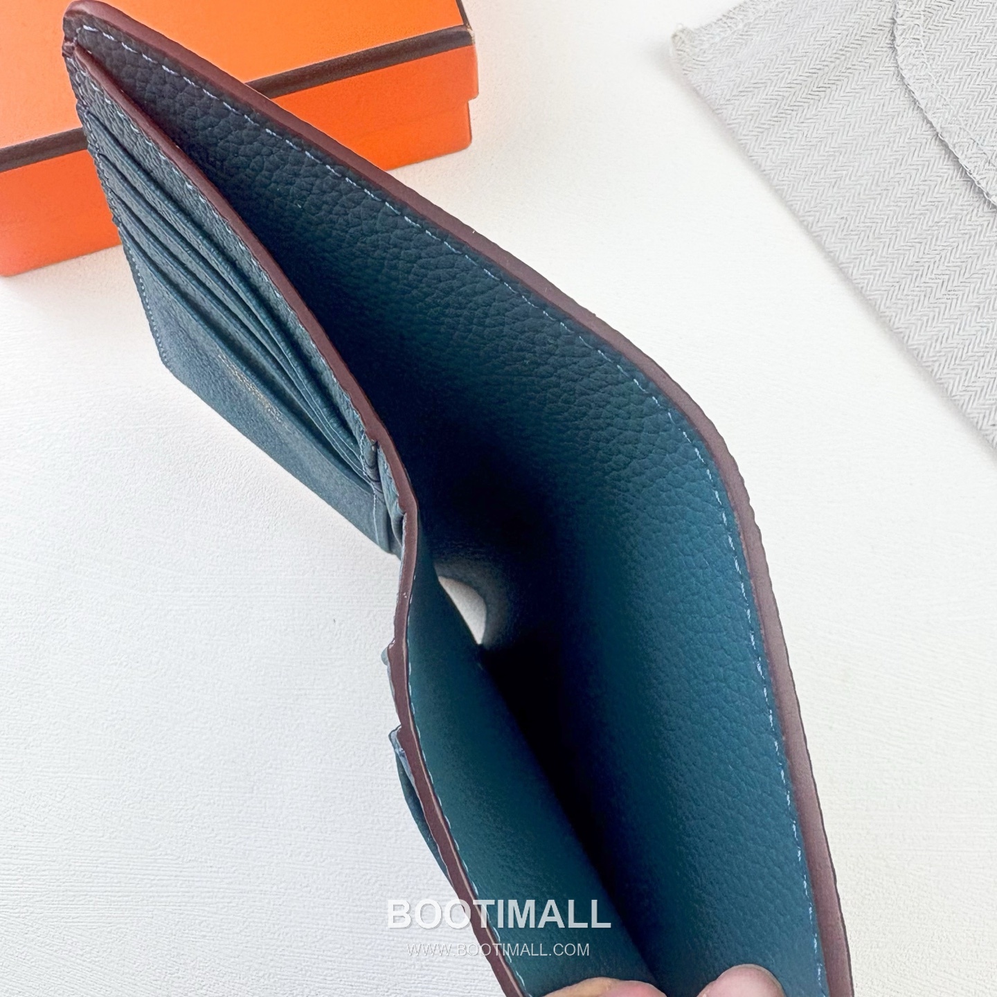 Hermès Togo Leather Compact Wallet 231 에르메스 토고 가죽 컴팩트 반지갑 13.5cm 6