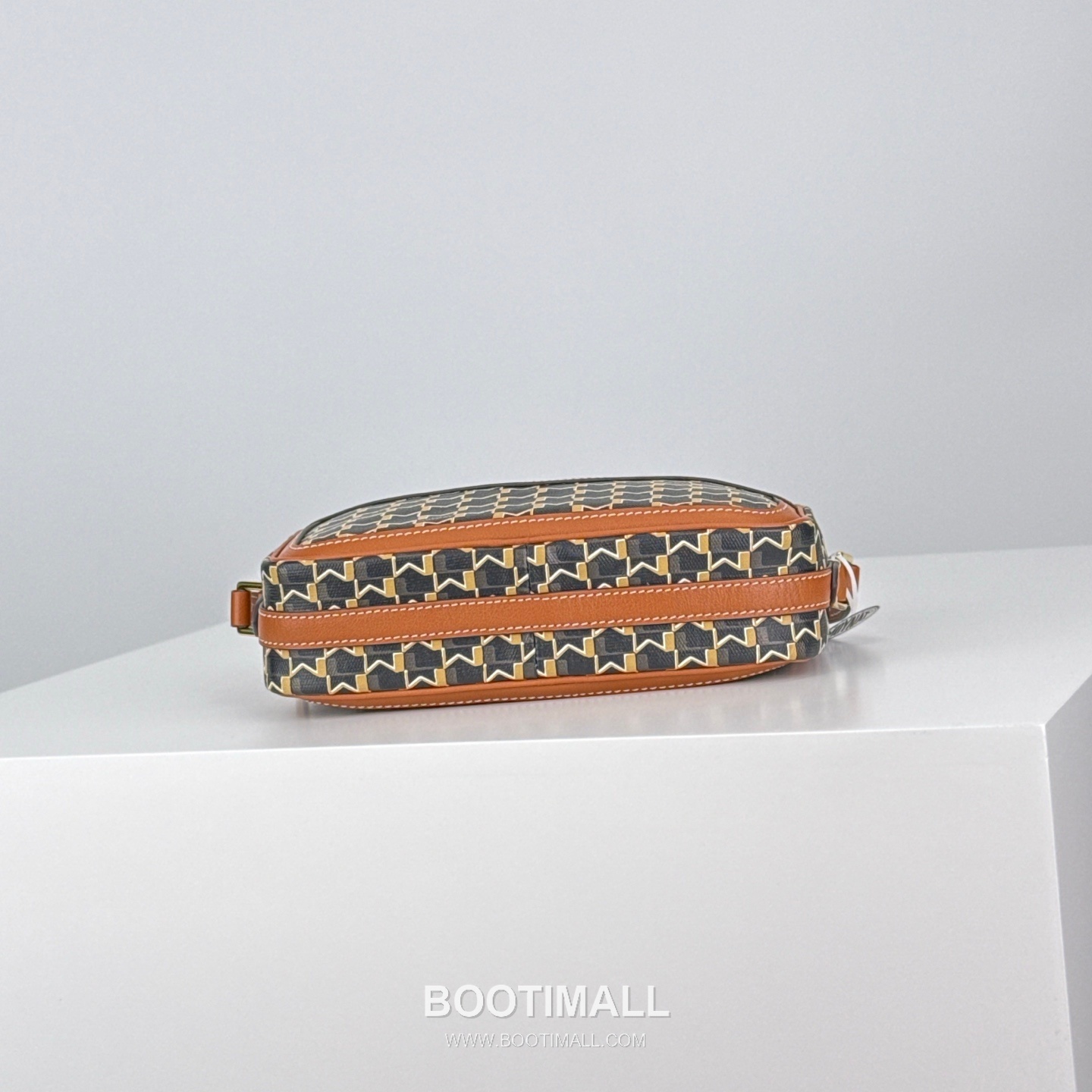 MOYNAT M Canvas Camera Bag 모이나 M 캔버스 카메라백 22cm 4