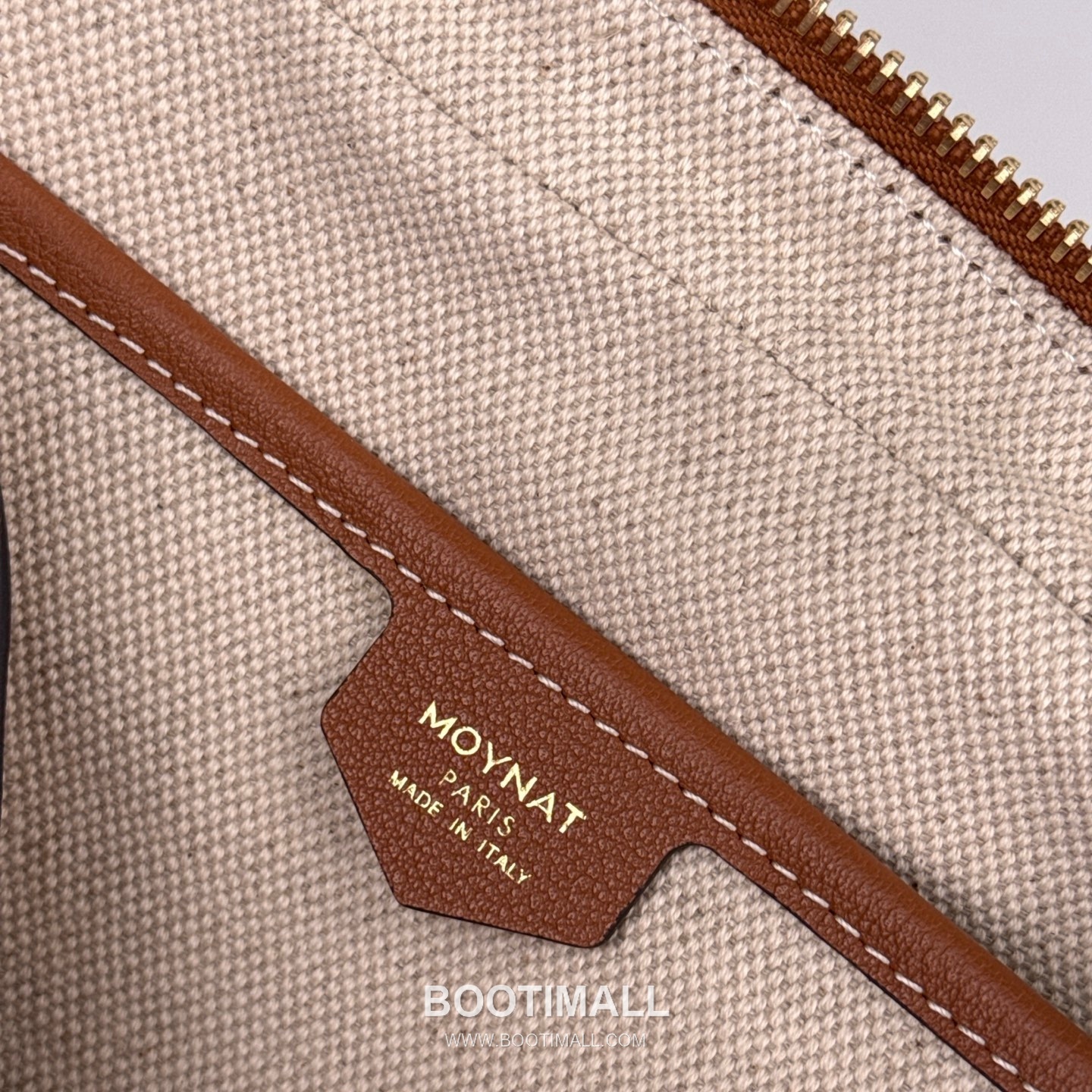 MOYNAT M Canvas Camera Bag 모이나 M 캔버스 카메라백 22cm 9