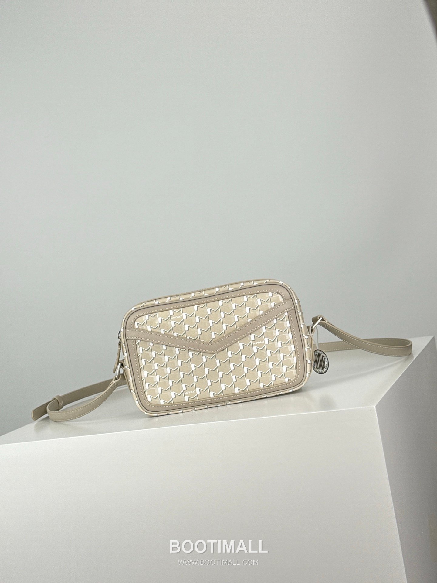 MOYNAT M Canvas Camera Bag 모이나 M 캔버스 카메라백 22cm 1